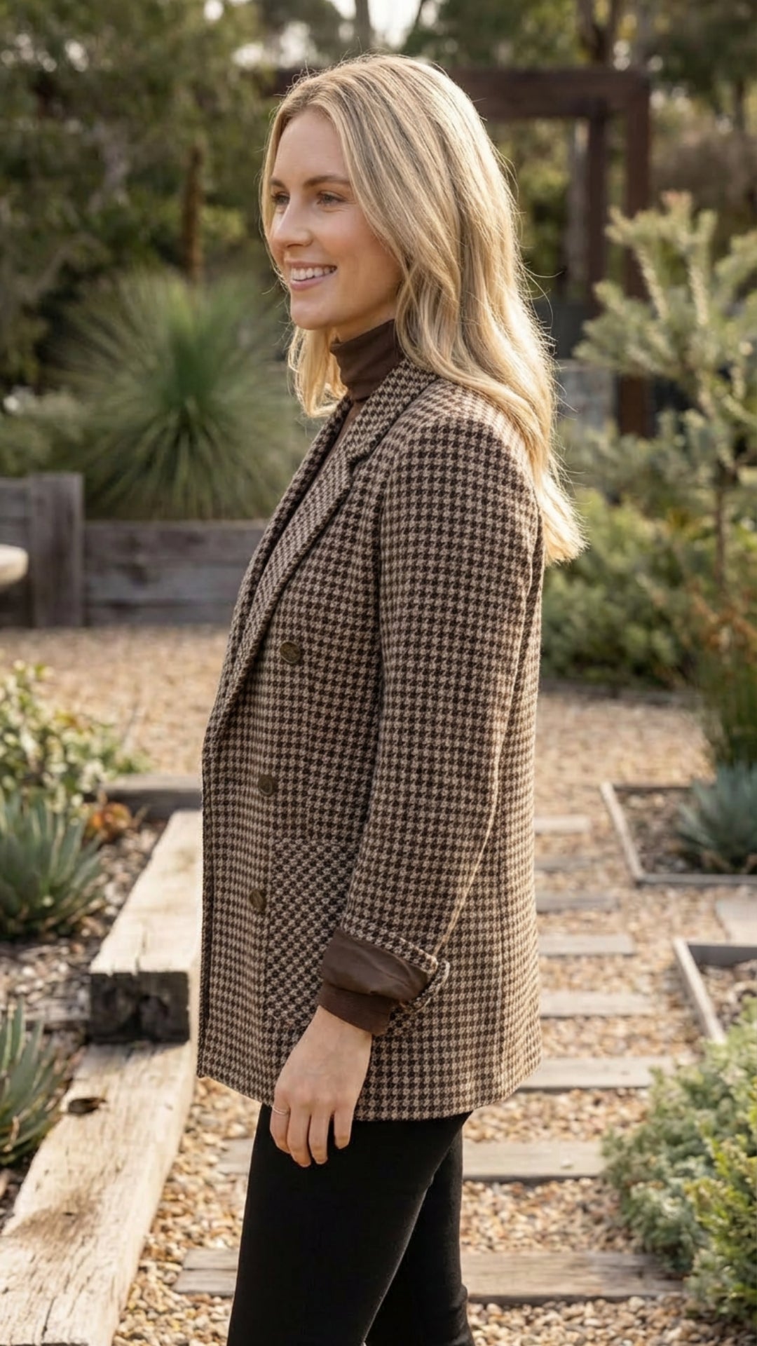 Women’s Checkered Double Breasted Long Blazer Jacket