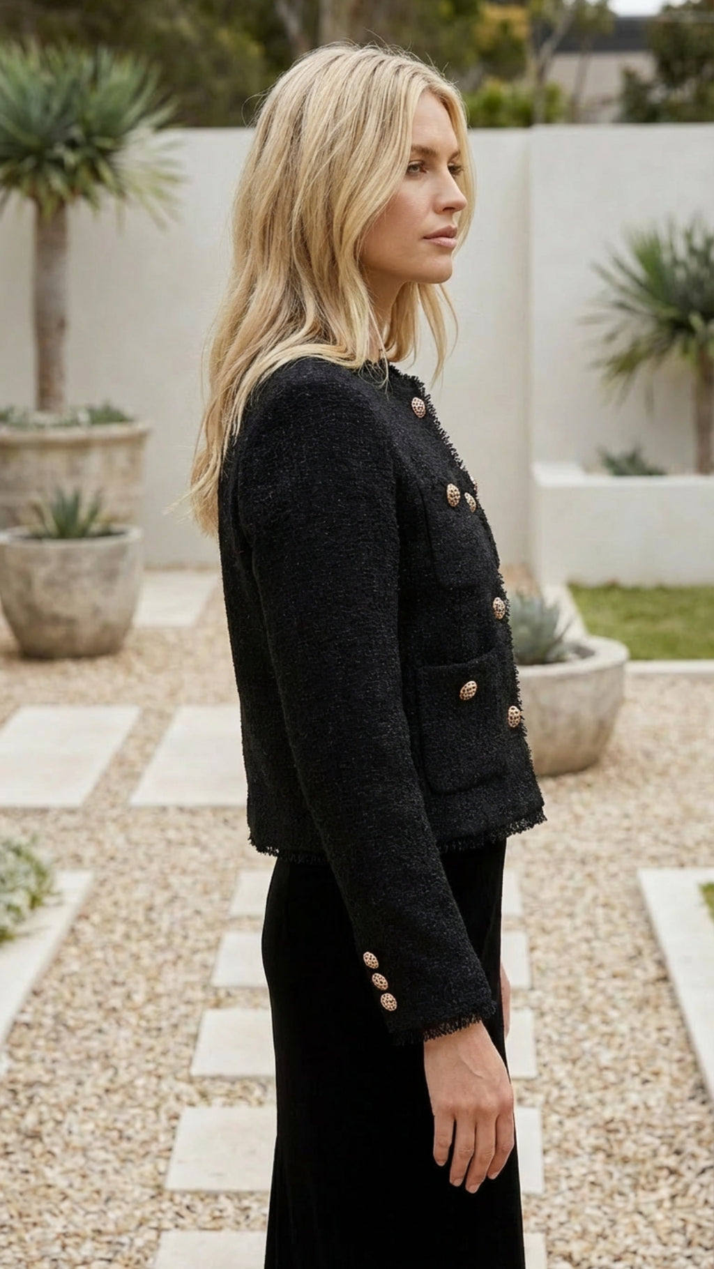 Women’s Single Breasted Cropped Jacket with Pockets