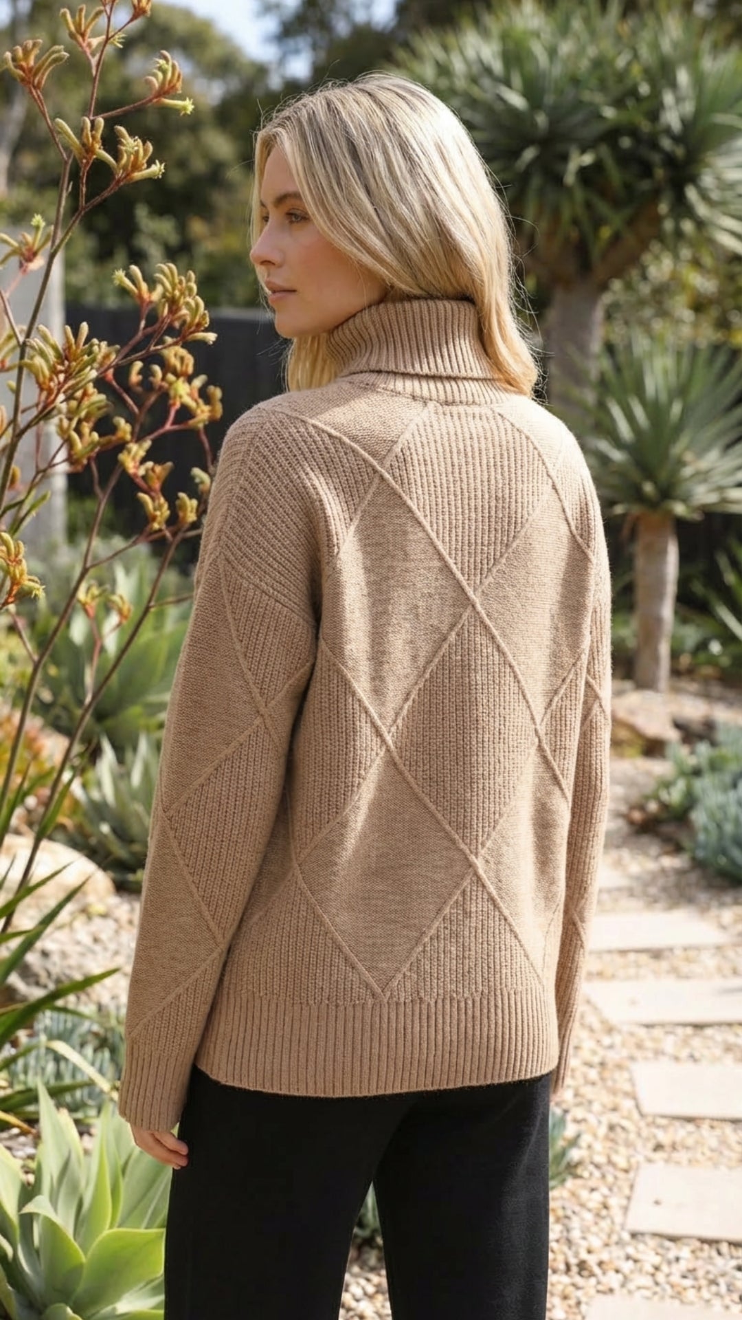 Women’s Turtleneck Cable Knit Sweater