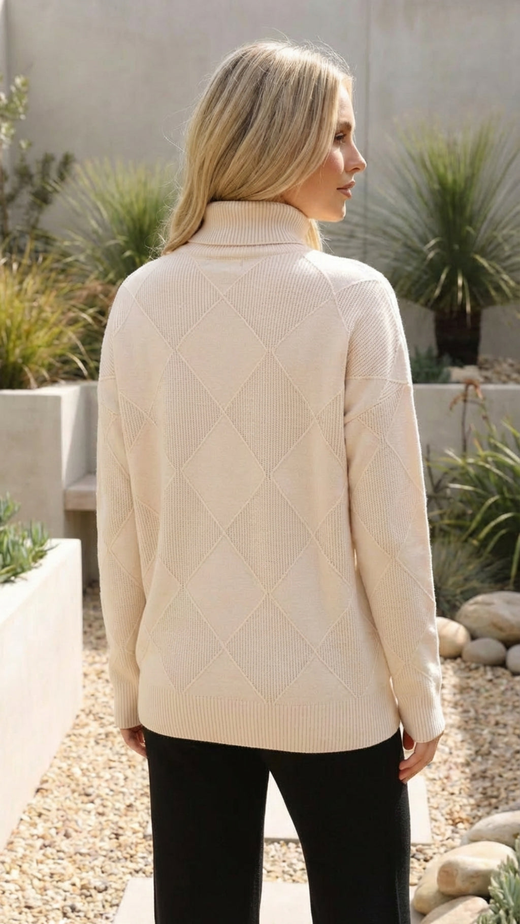 Women’s Turtleneck Cable Knit Sweater