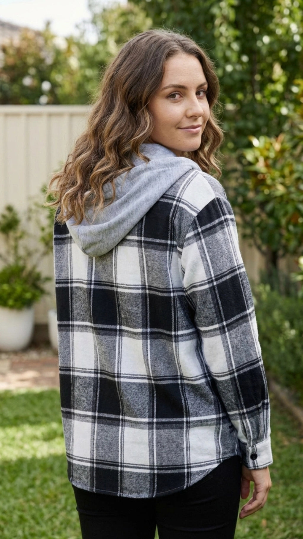 Women’s Checkered Print Hooded Jacket