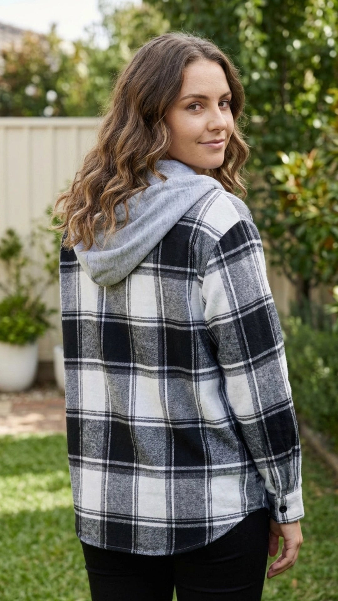 Women’s Checkered Print Hooded Jacket