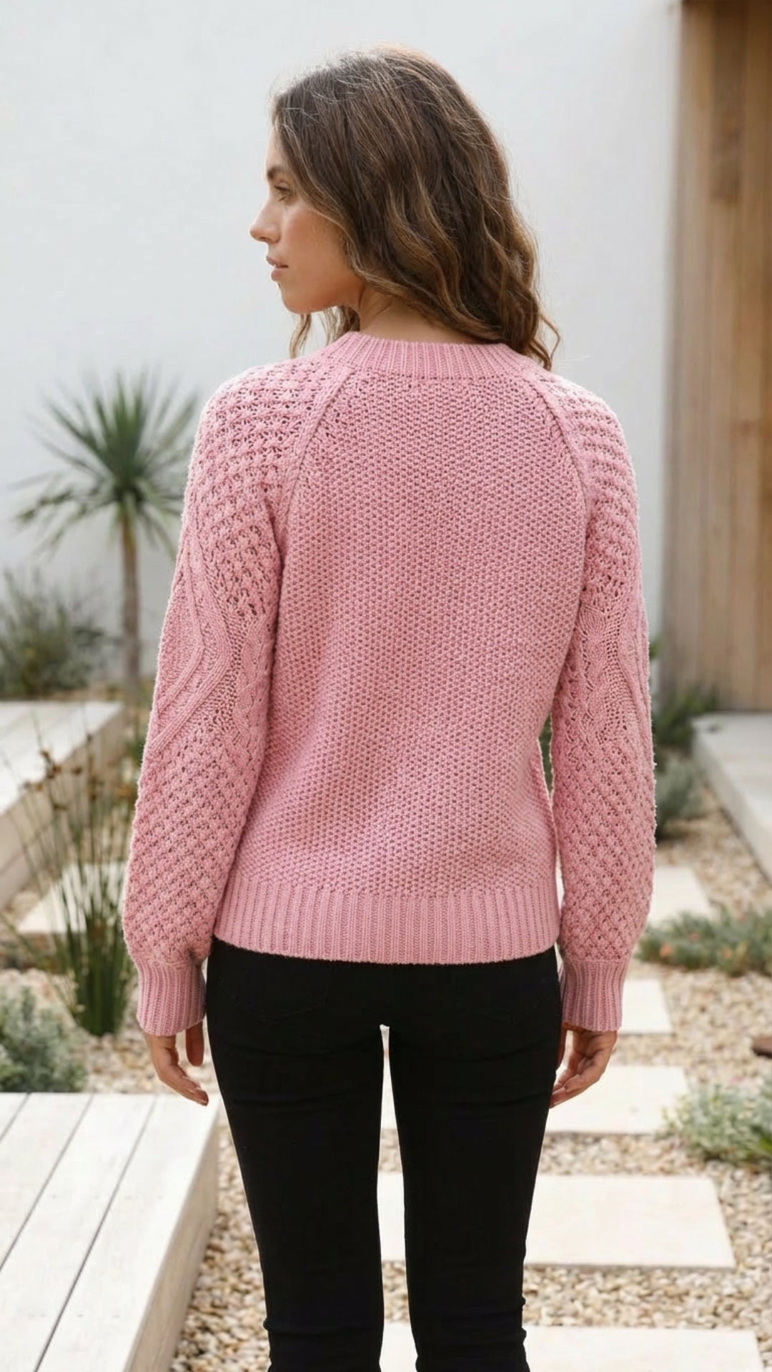 Women's Crew Neck Cable Knitted Sweater