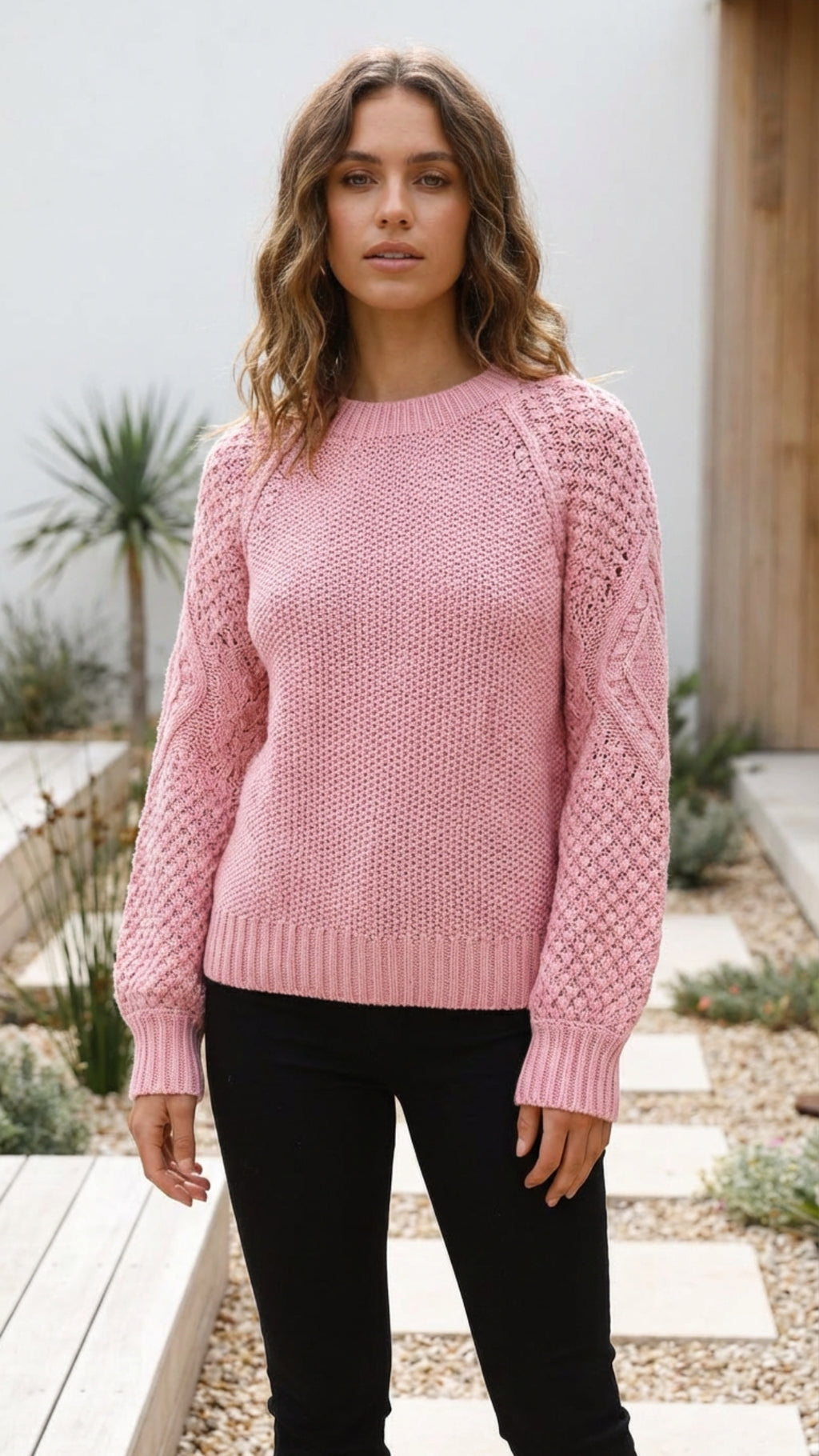 Women's Crew Neck Cable Knitted Sweater