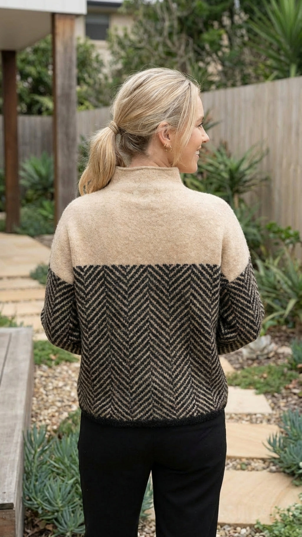 Women's High Neck Patterned Knitted Jumper