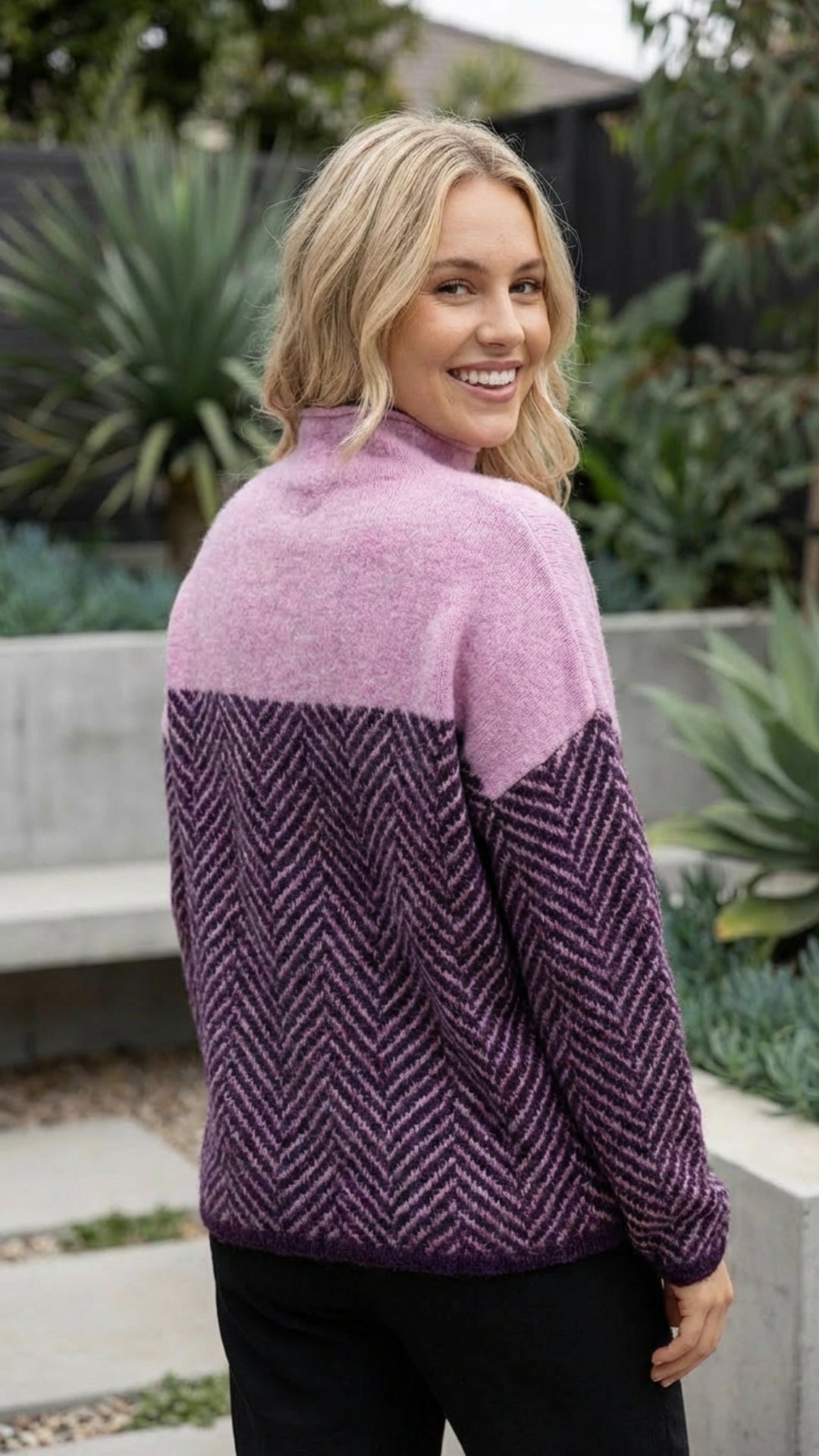 Women's High Neck Patterned Knitted Jumper