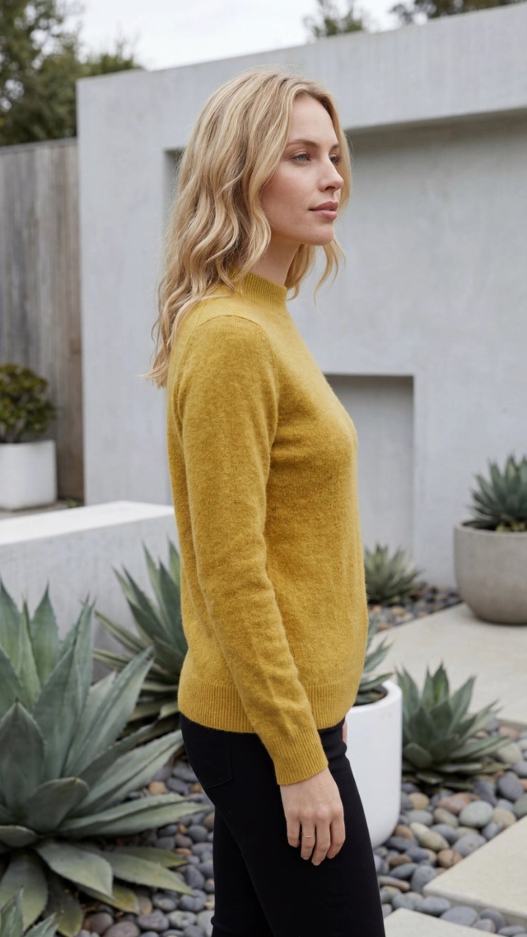 Women’s Mock Neck Knit Sweater Pullover