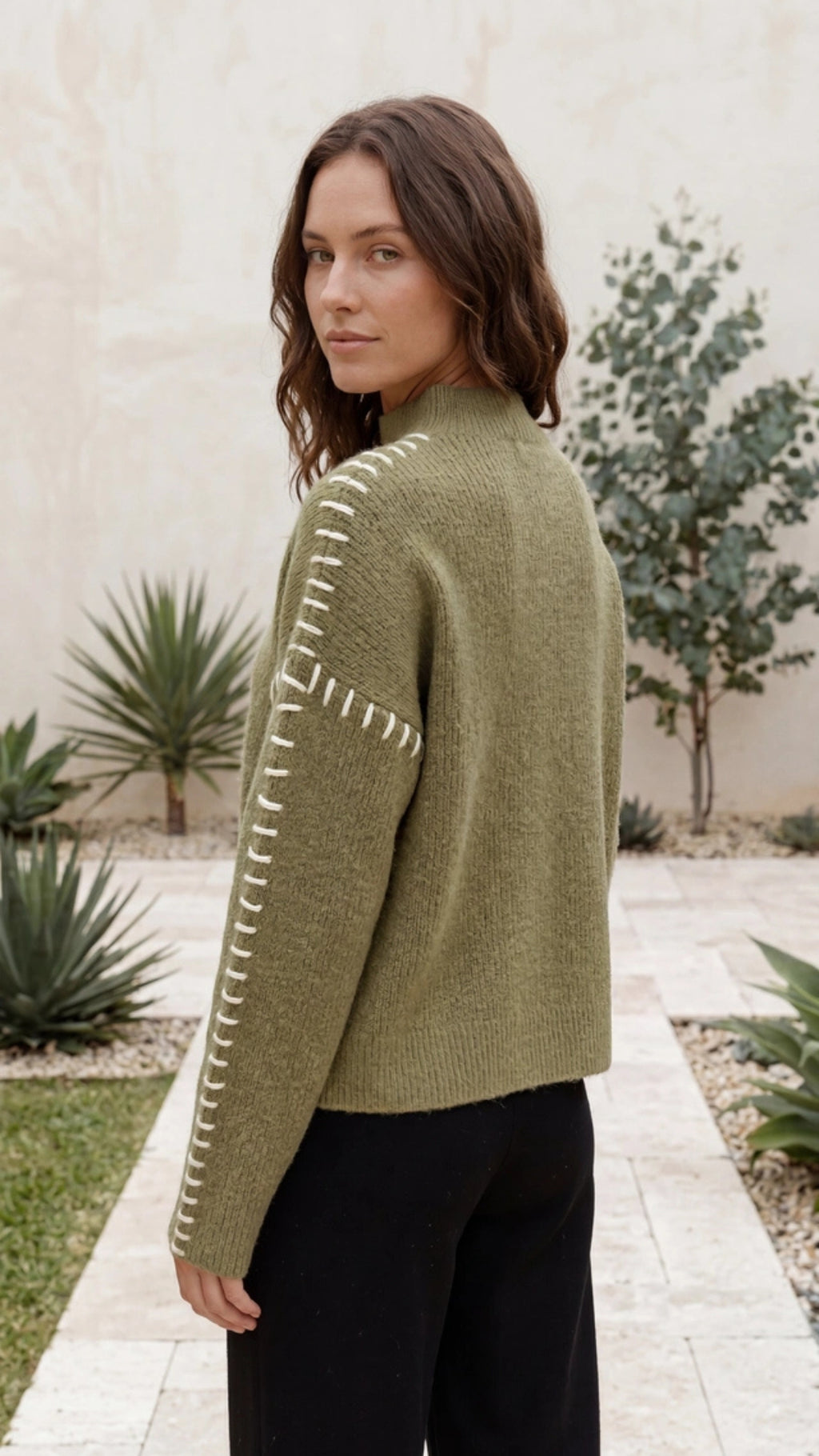 Women’s Oversized Mock Neck Knit Sweater