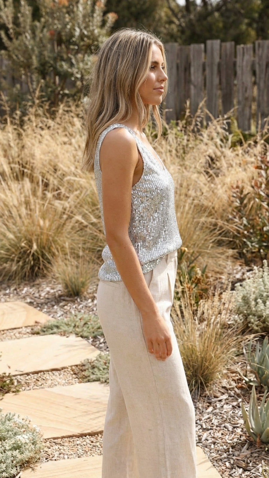 V Neck Sleeveless Top