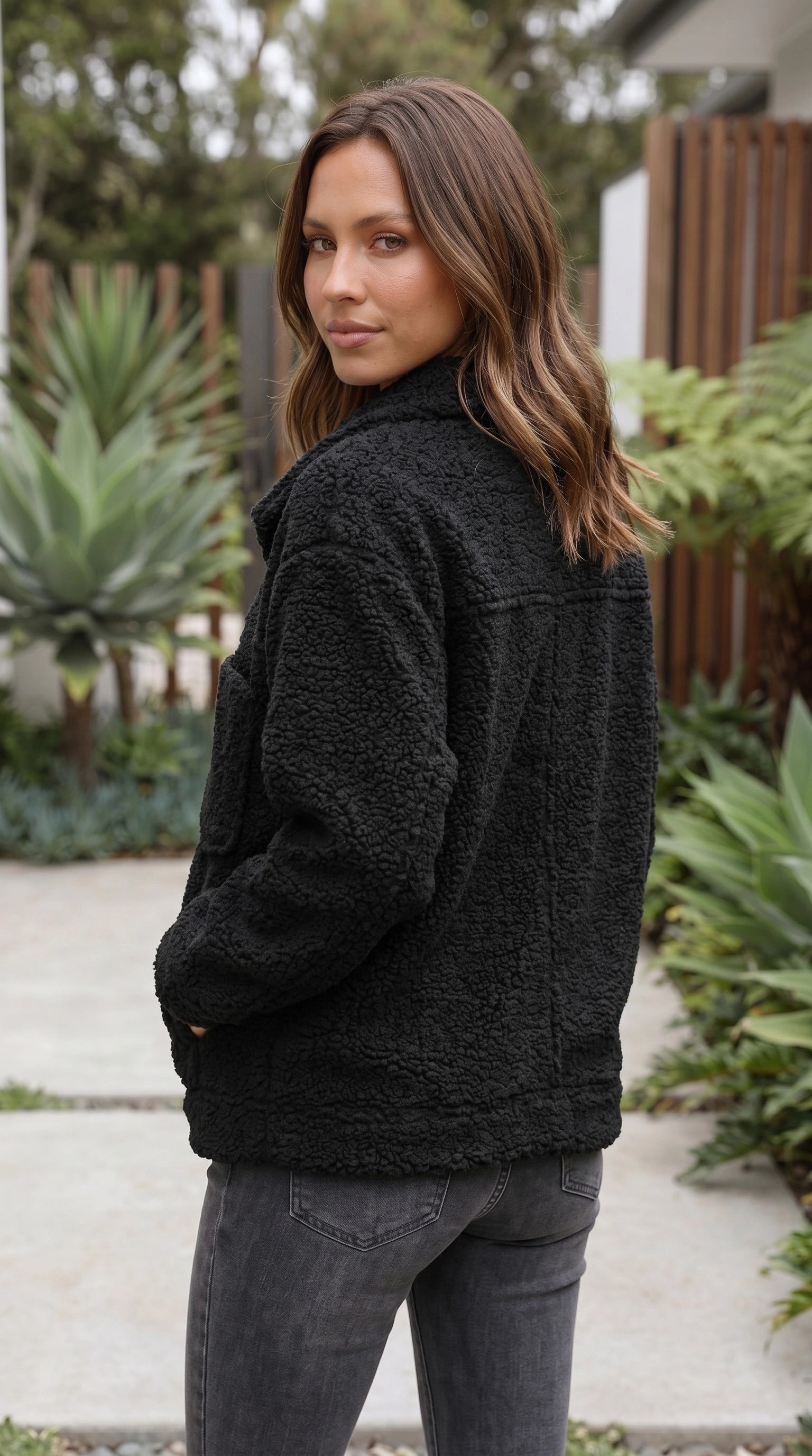 Women's Button-Up Teddy Fleece Jacket with Pockets