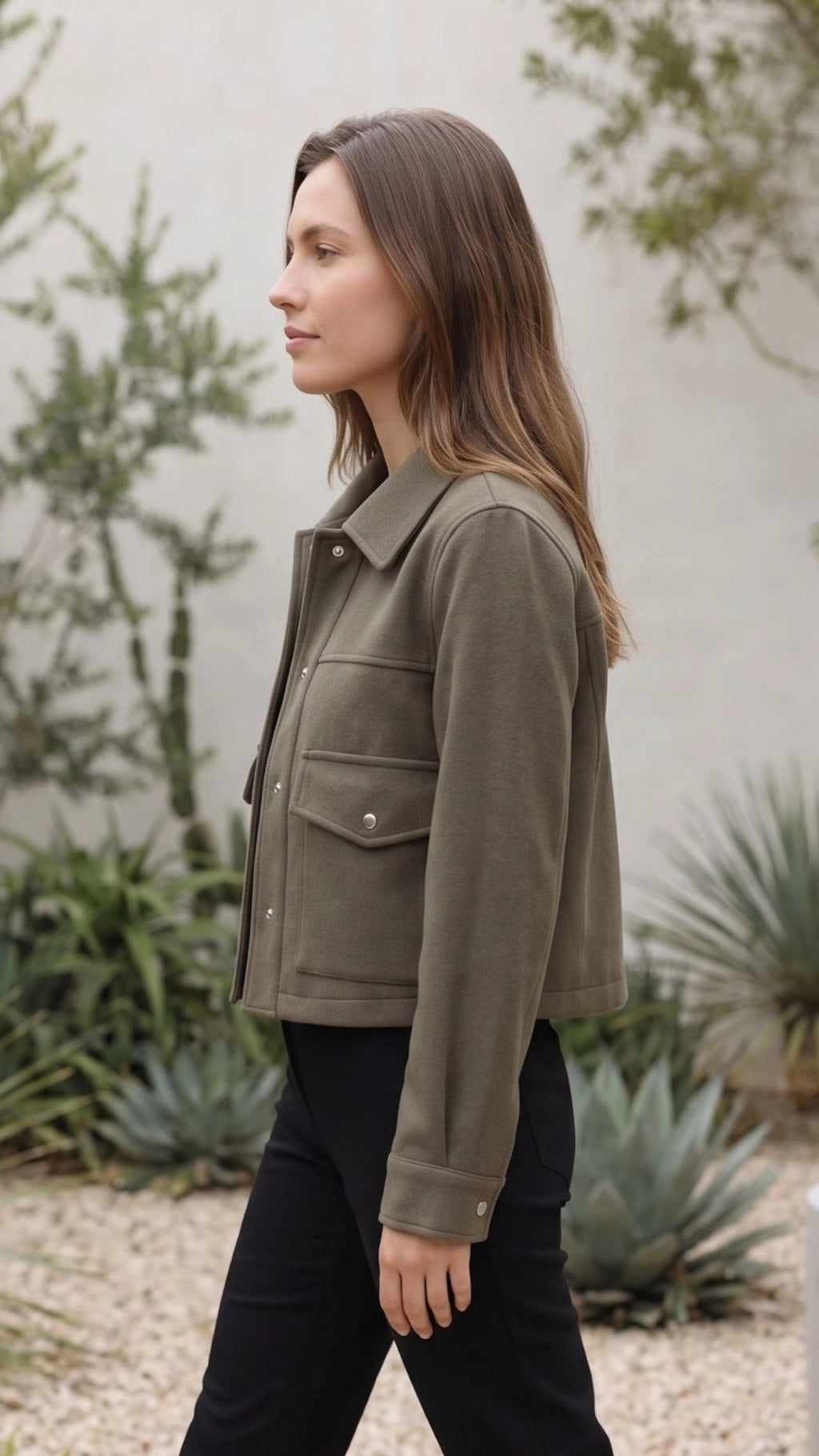 Women's Collared Button Front Cropped Jacket