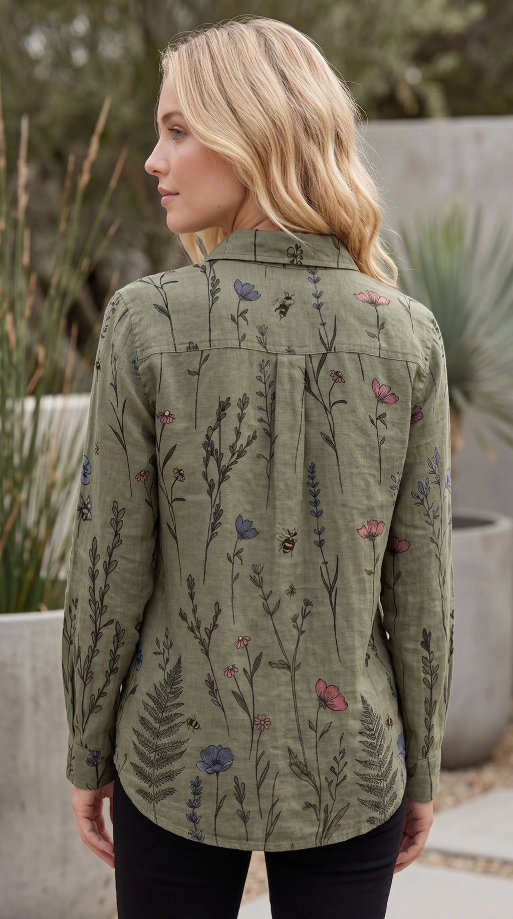 Women's Collared Long Sleeve Printed Button-Up Shirt