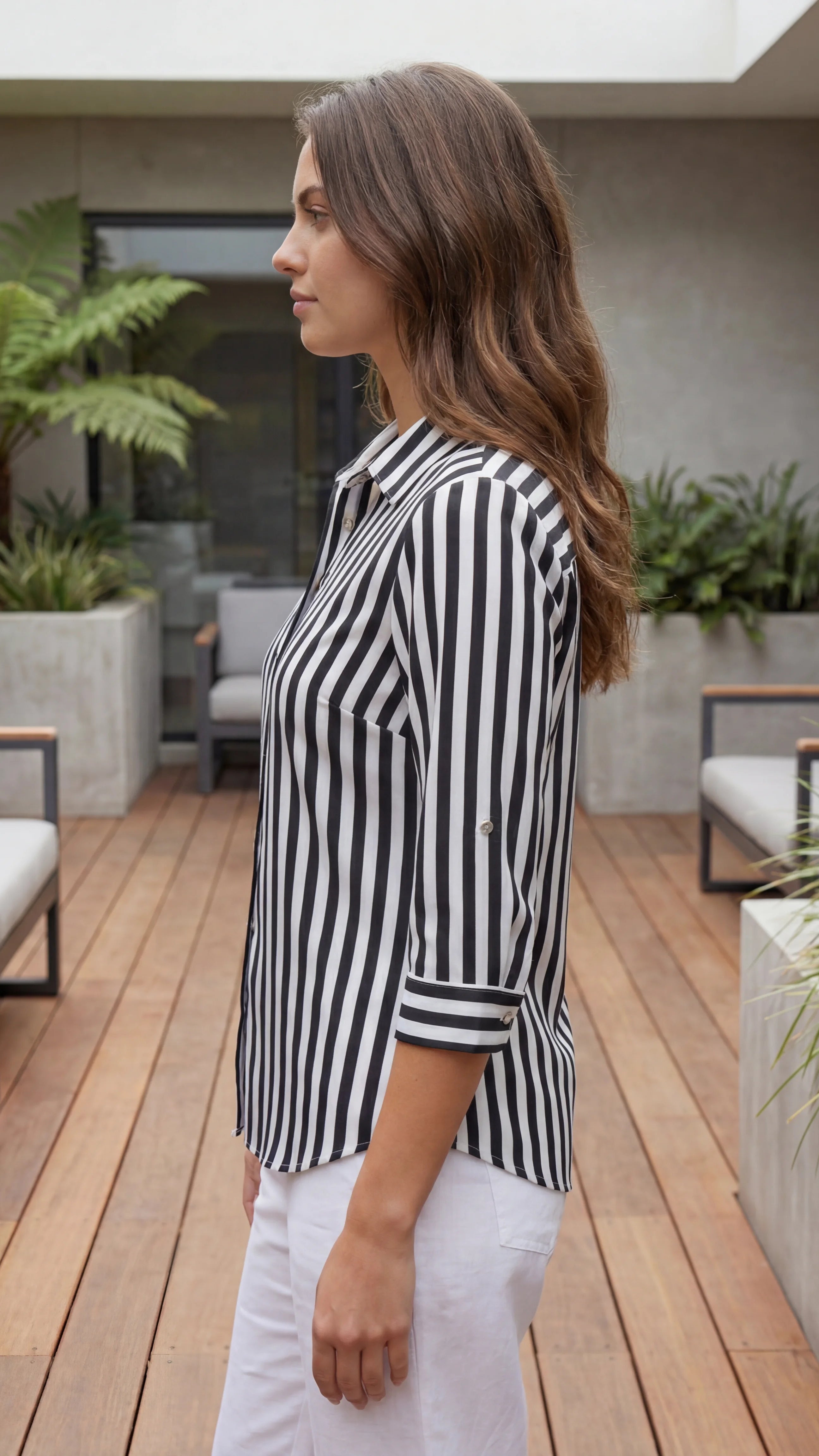 Women's Collared Long Sleeve Striped Button-Up Shirt