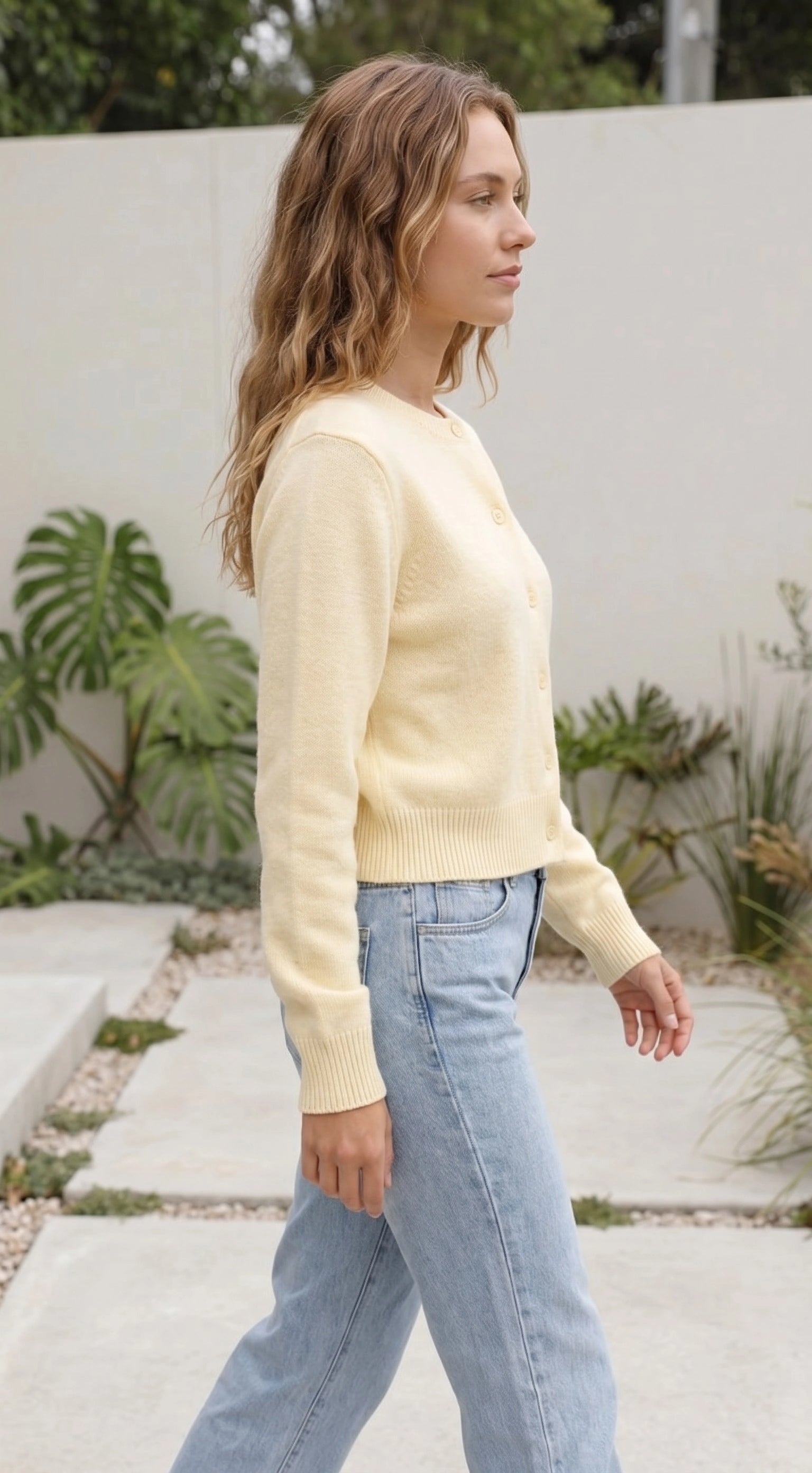 Women's Crew Neck Button-Up Knit Cardigan