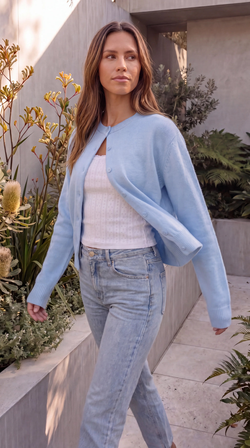 Women's Cropped Knit Cardigan with Ribbed Trim