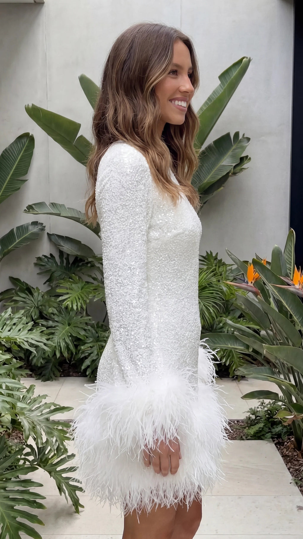 Women's Long Sleeve Sequin Faux Feather Trim Party Mini Dress