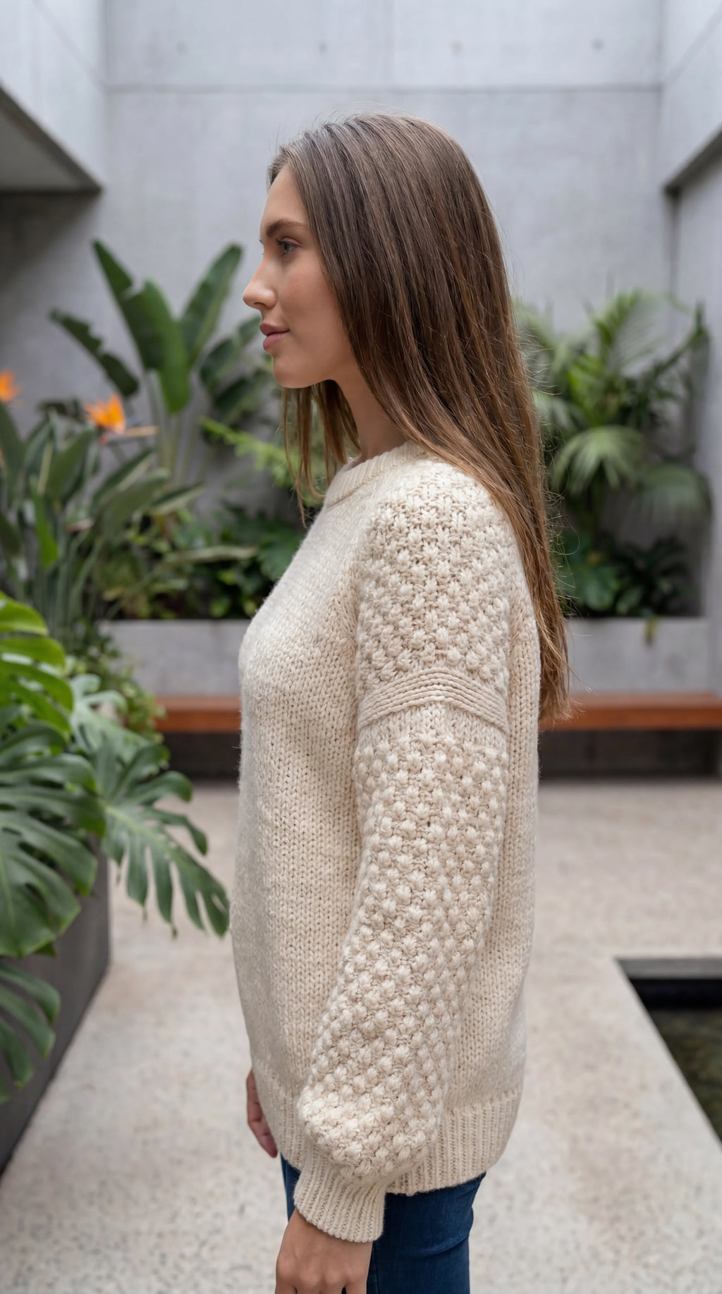 Women's Crew Neck Long Sleeve Textured Knit Sleeve Sweater