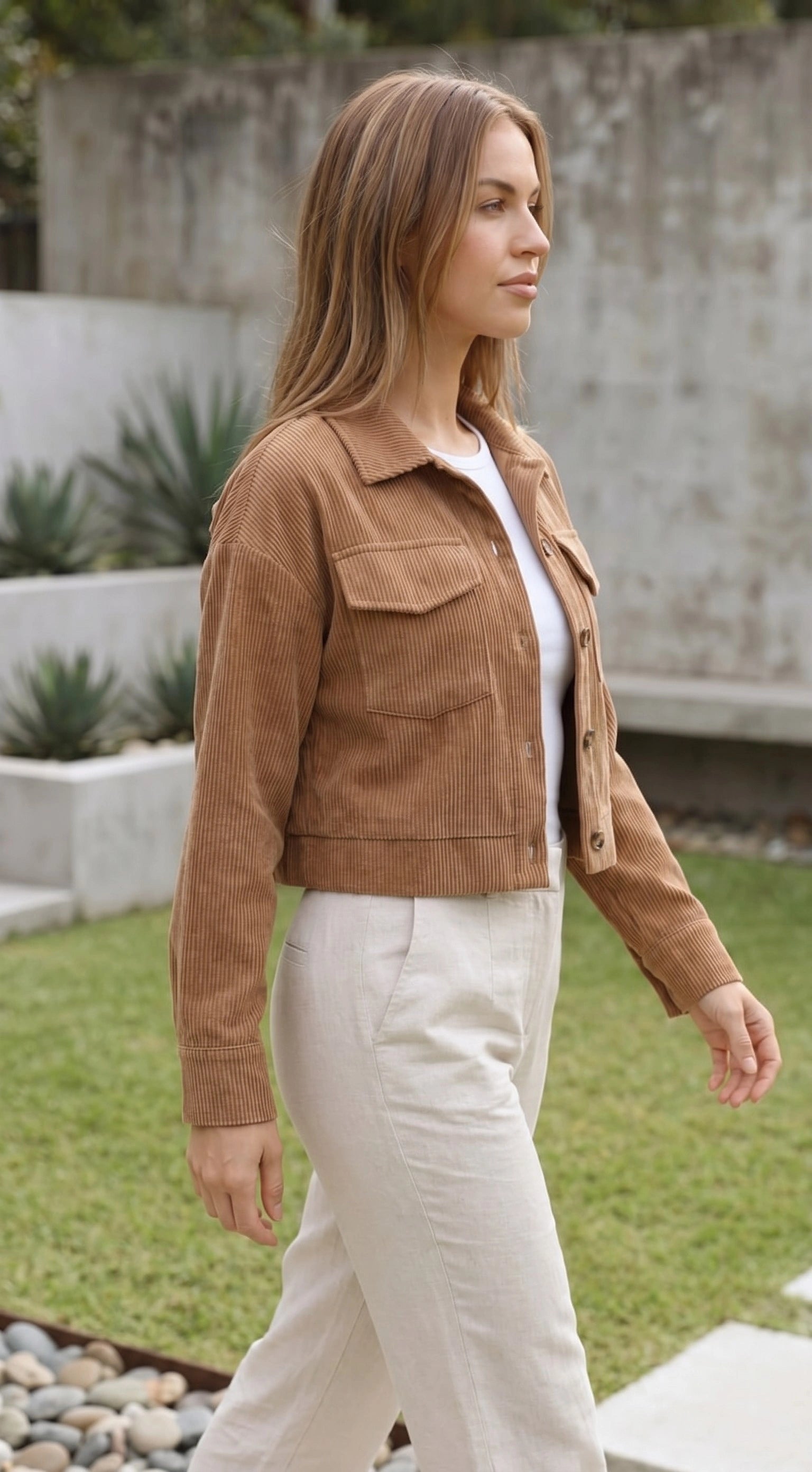 Women's Cropped Button-Up Corduroy Jacket with Chest Pockets