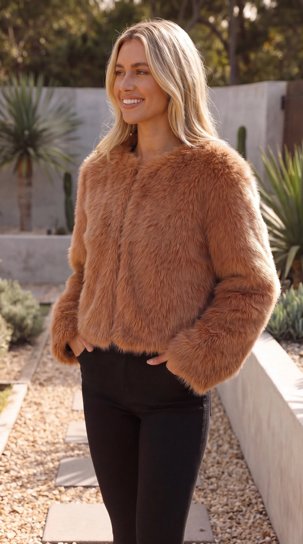 Women's Cropped Faux Fur Jacket brown 1