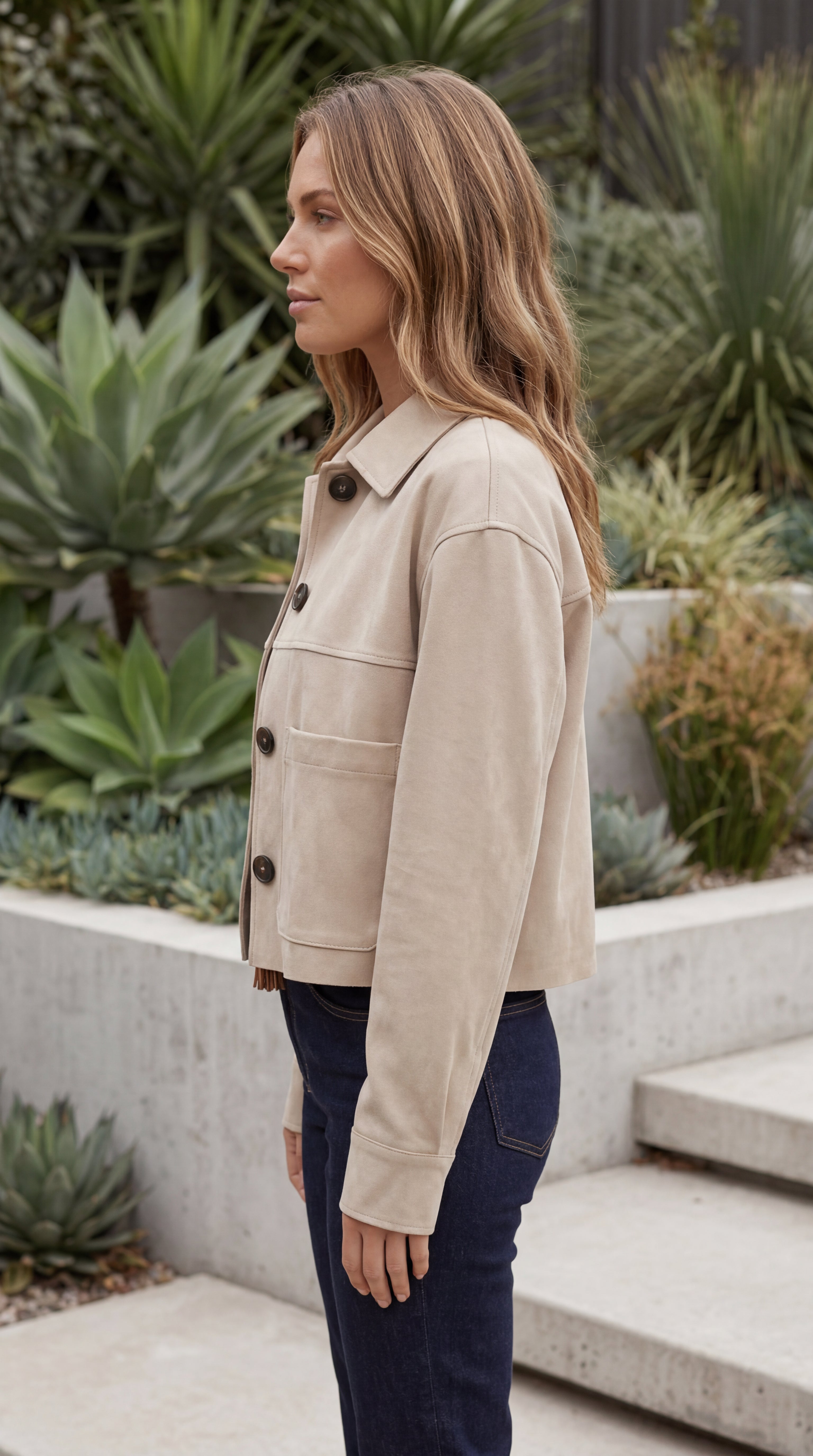 Women's Cropped Button-Front Jacket with Pockets