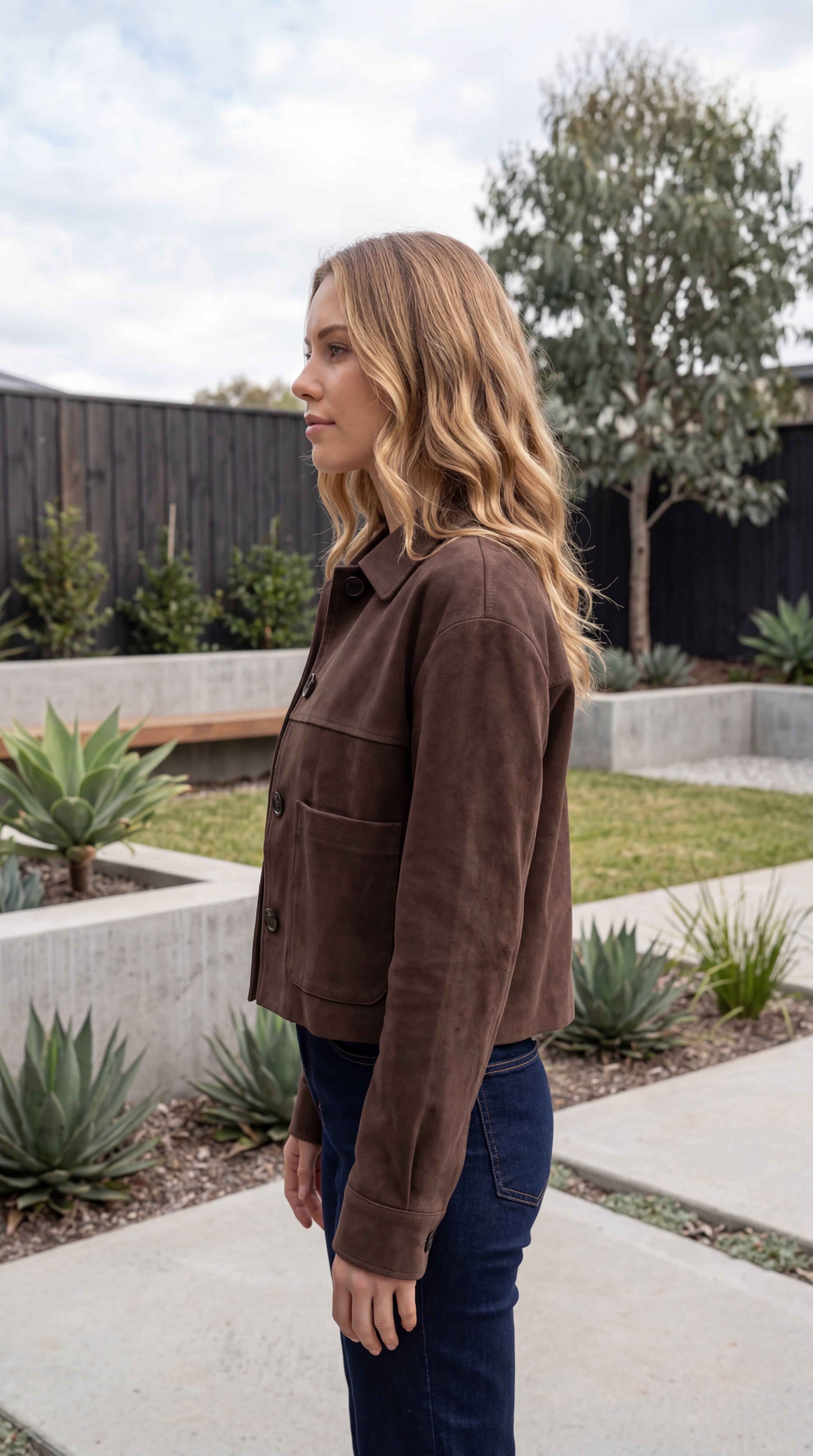 Women's Cropped Button-Front Jacket with Pockets