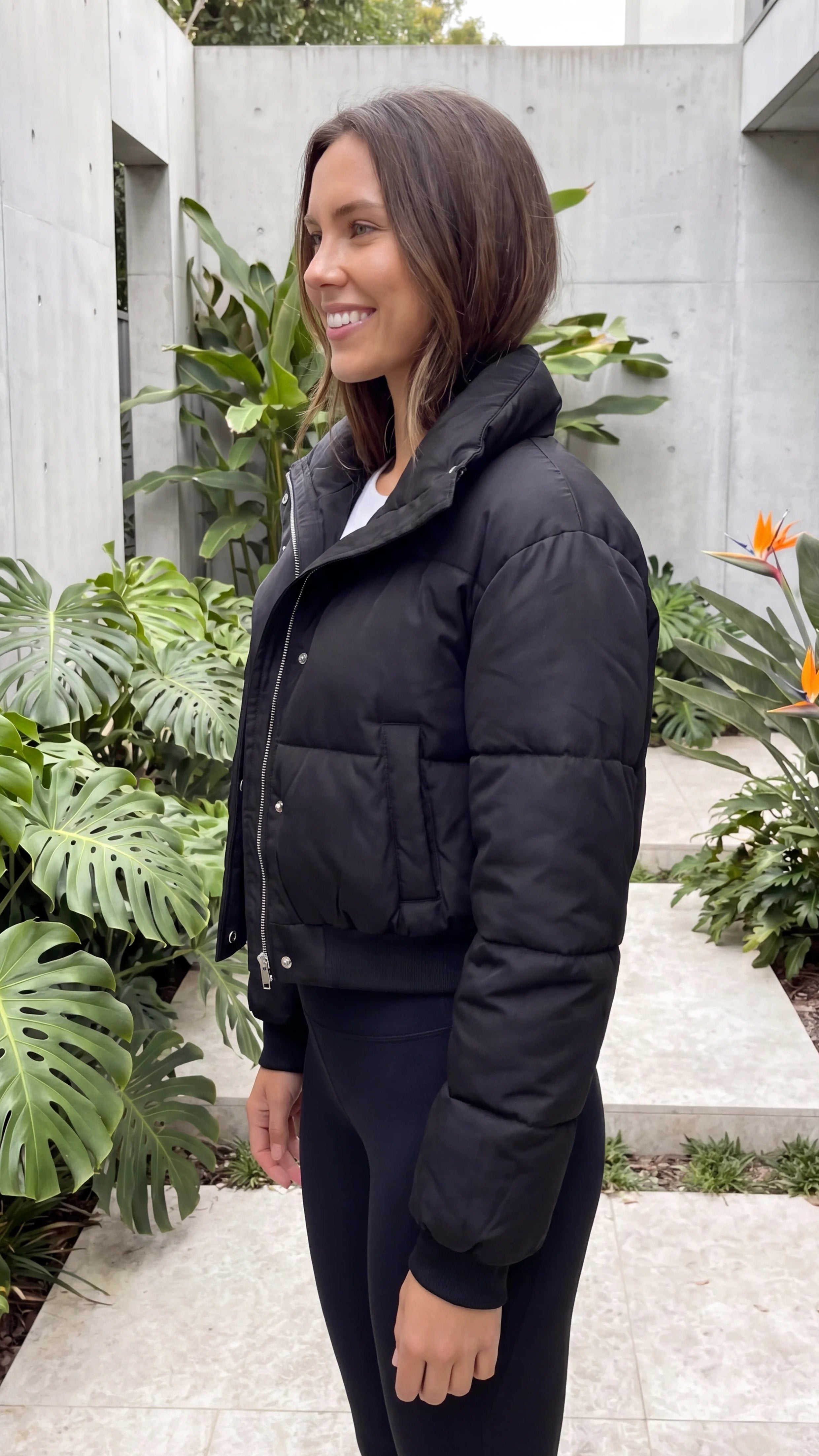 Women's High Collar Quilted Cropped Puffer Jacket with Pockets