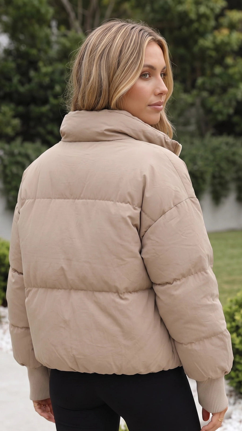 Women’s Zip Front Padded Puffer Jacket with Pockets