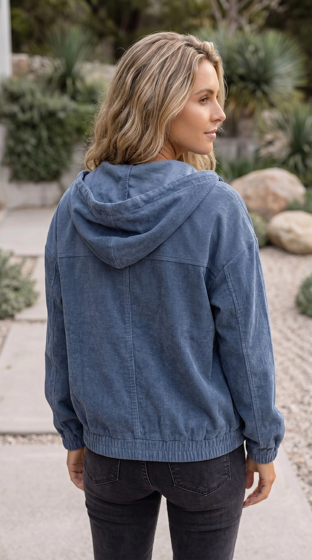 Women’s Hooded Zip Up Lightweight Jacket