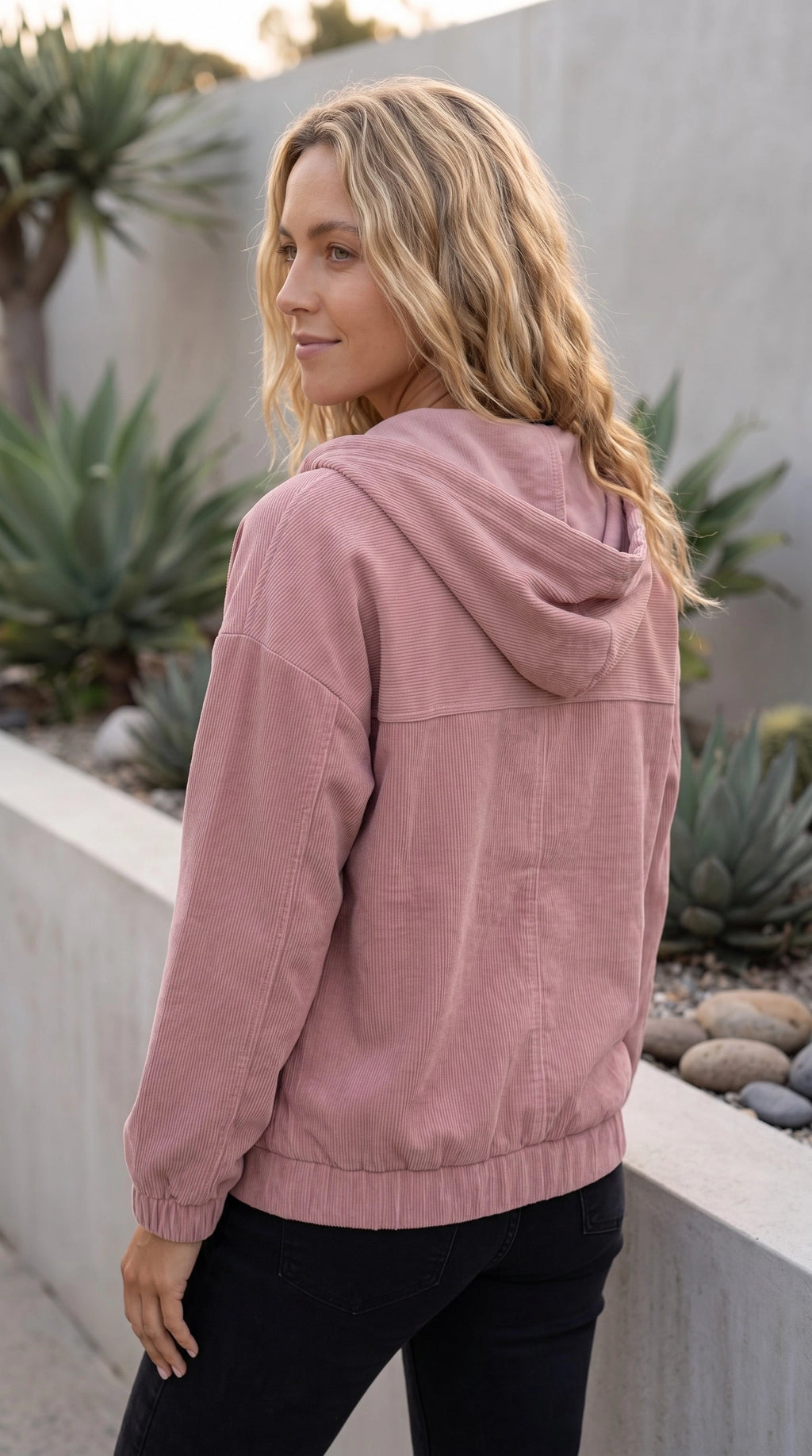 Women’s Hooded Zip Up Lightweight Jacket
