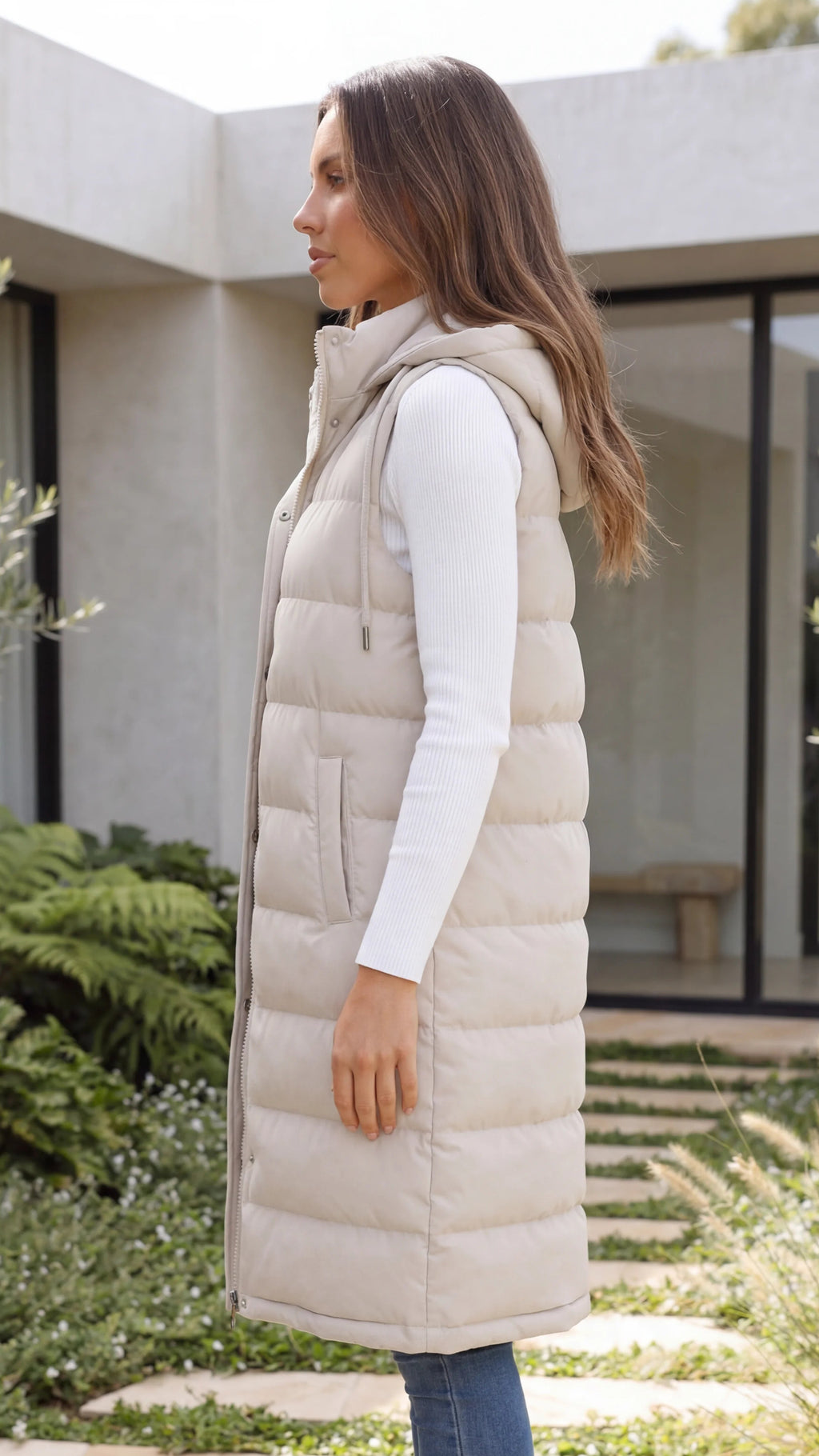 Women's Sleeveless Hooded Zip Front Quilted Long Puffer Vest Jacket