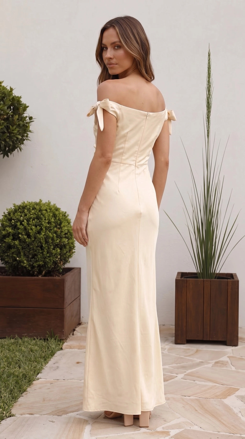 Women’s Off Shoulder Bow Detail Ruched Maxi Dress