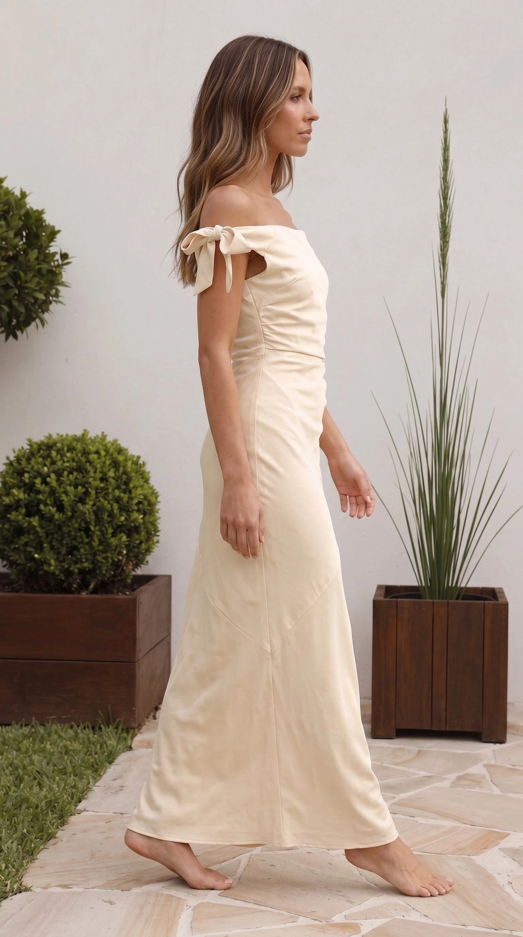 Women’s Off Shoulder Bow Detail Ruched Maxi Dress