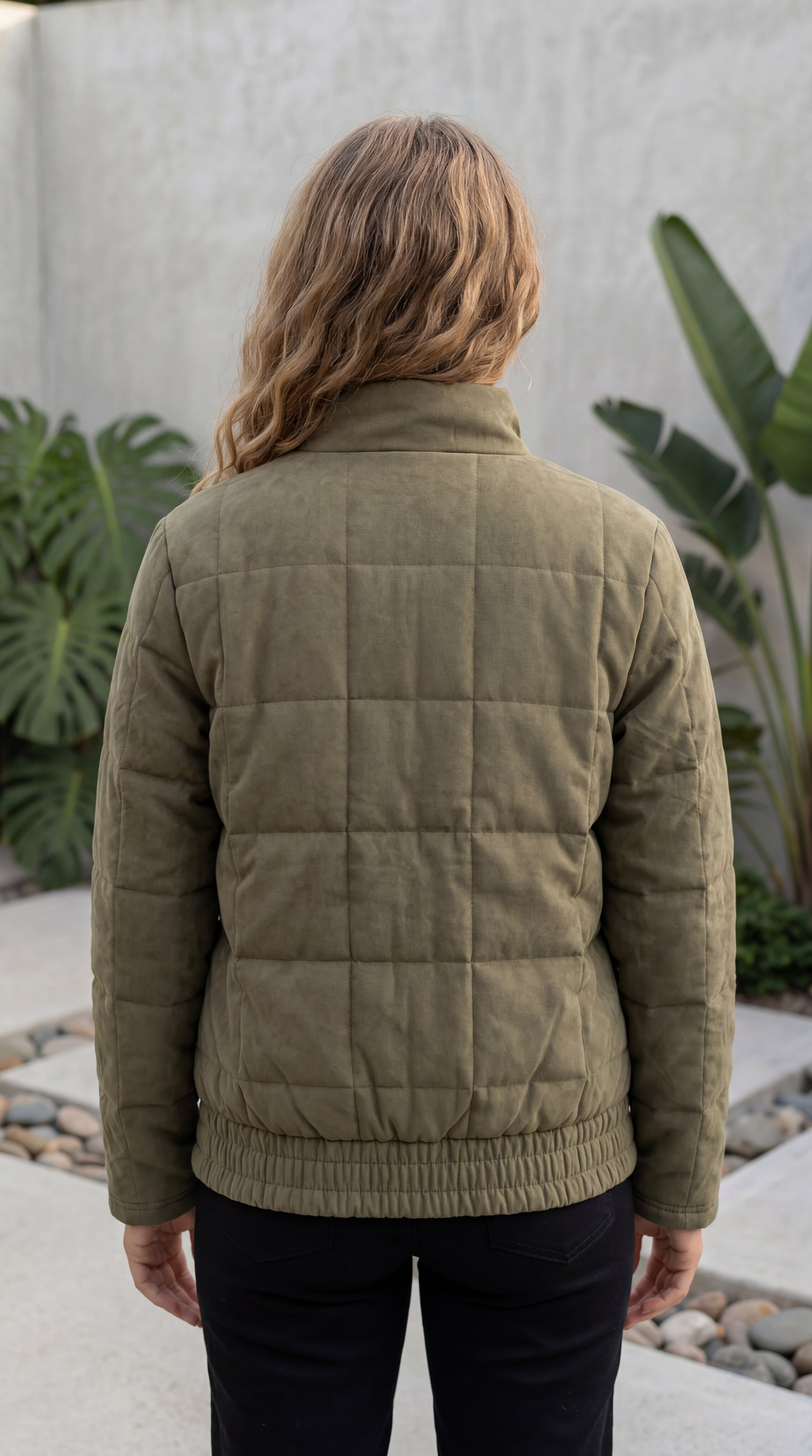 Women's Quilted Zip-Up Jacket With Pockets