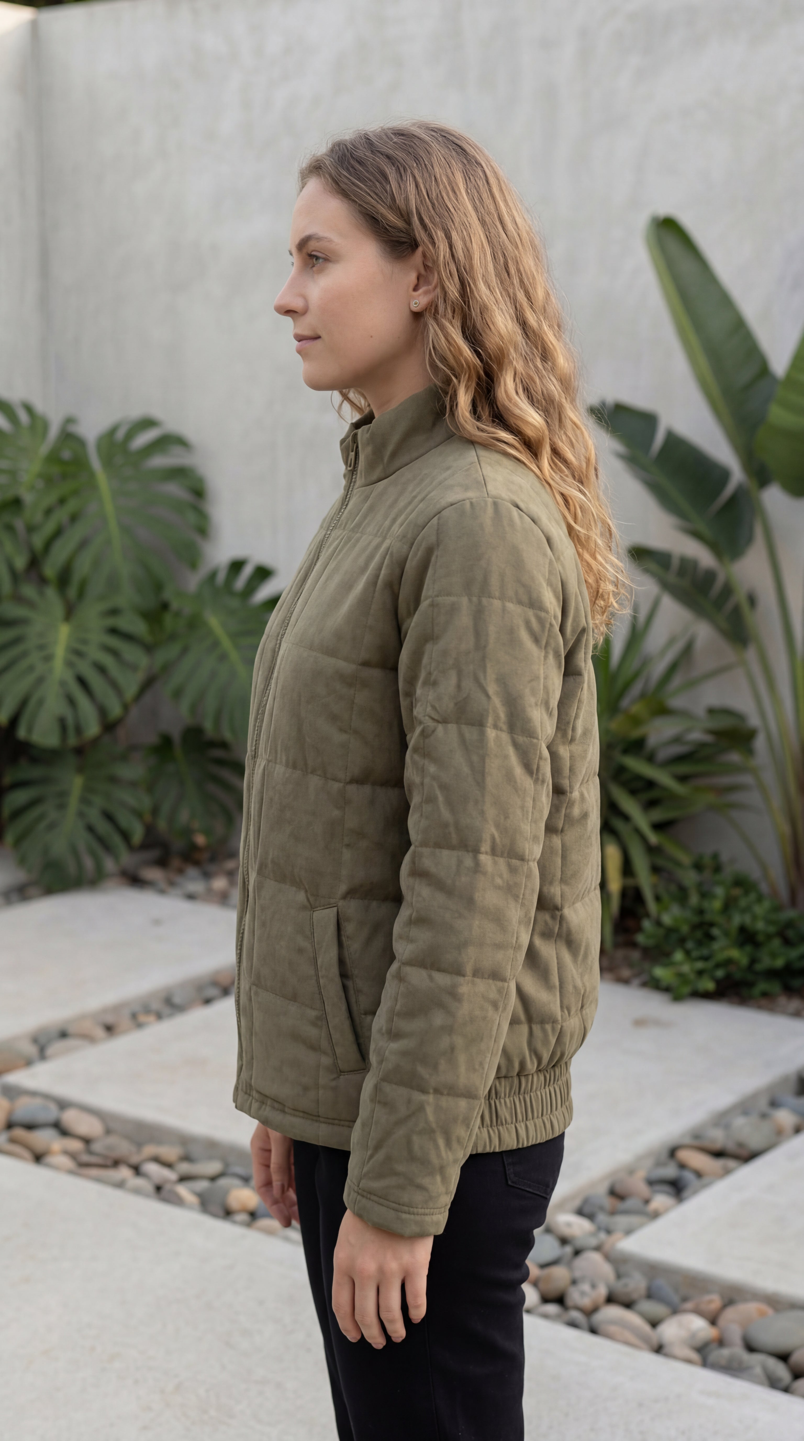 Women's Quilted Zip-Up Jacket With Pockets