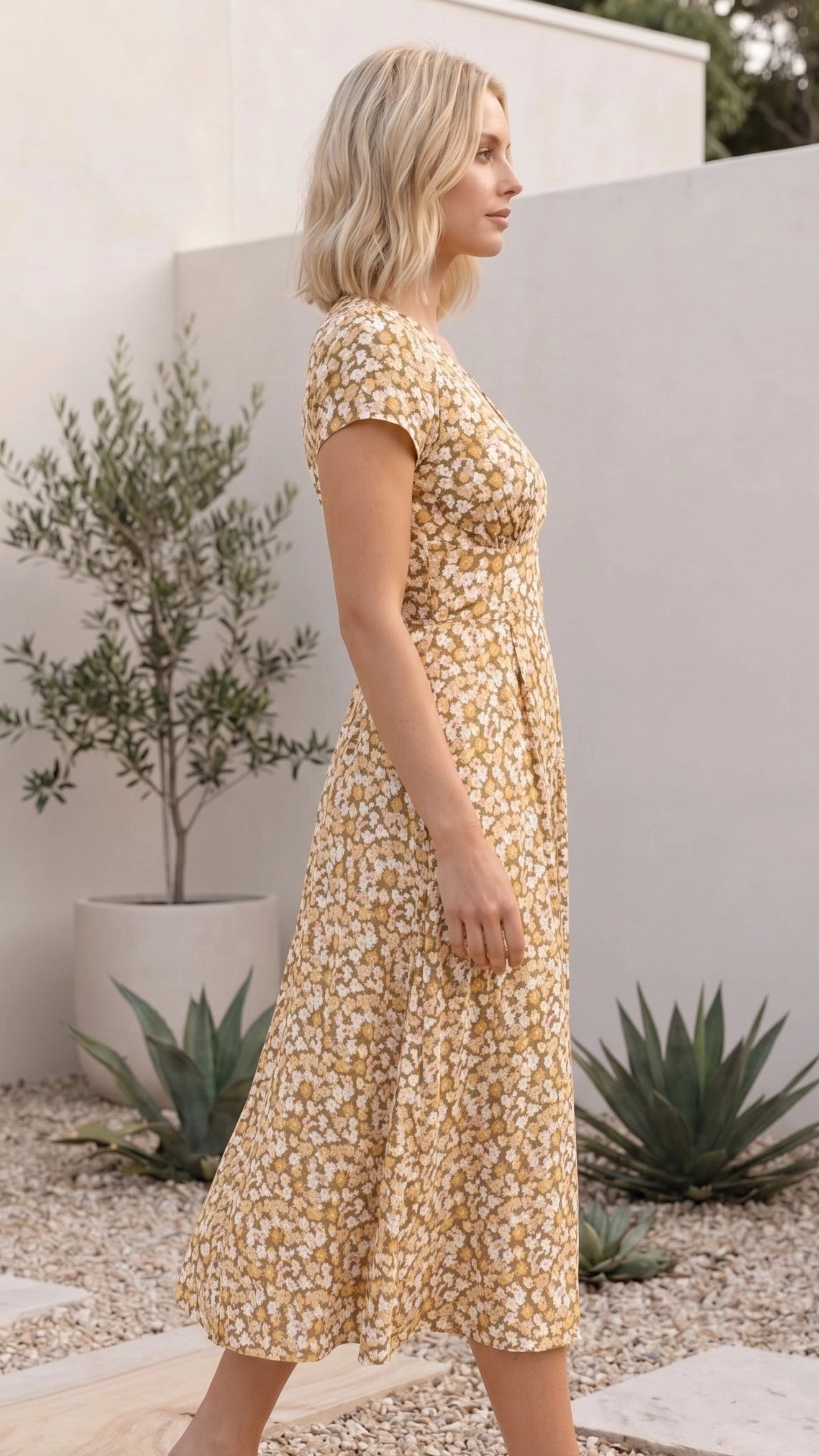 Women’s Short Sleeve V Neck Belted Floral Print A Line Midi Dress