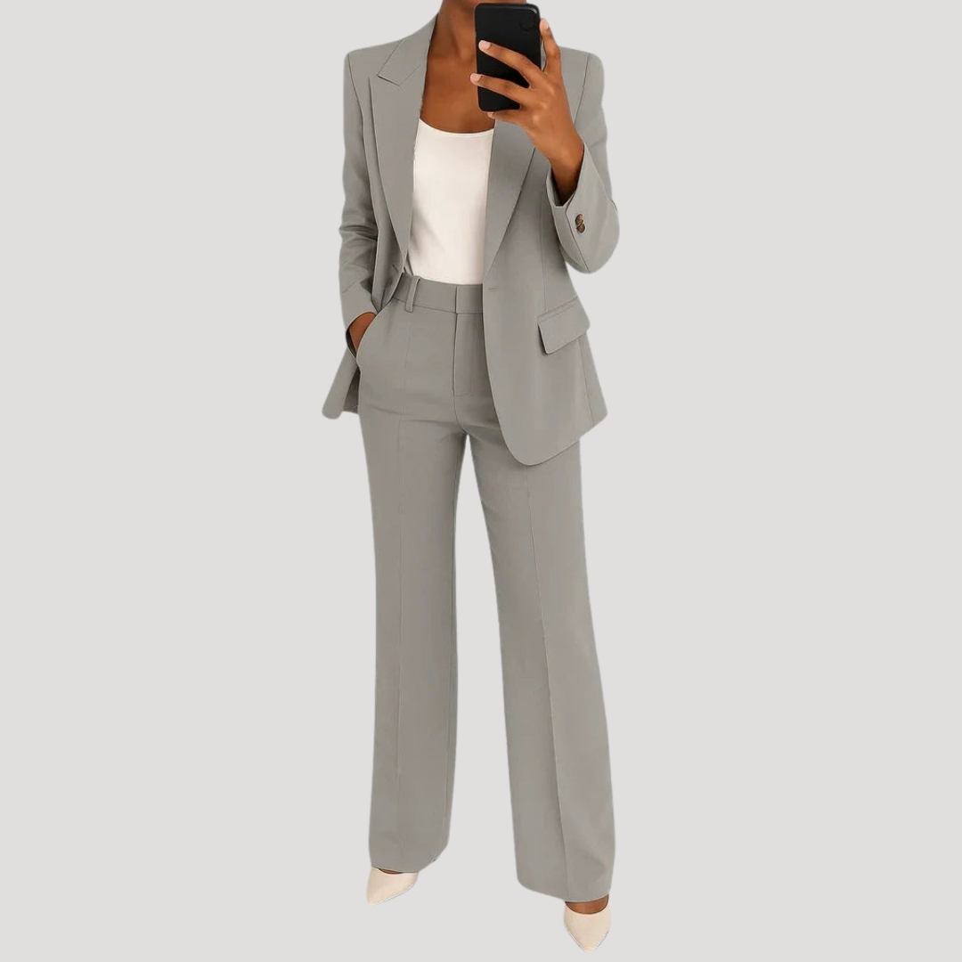 Women's Tailored Two-Piece Blazer and Trousers Suit Set 2