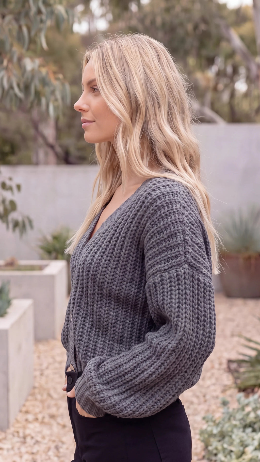 Women's V-Neck Oversized Chunky Knit Cardigan