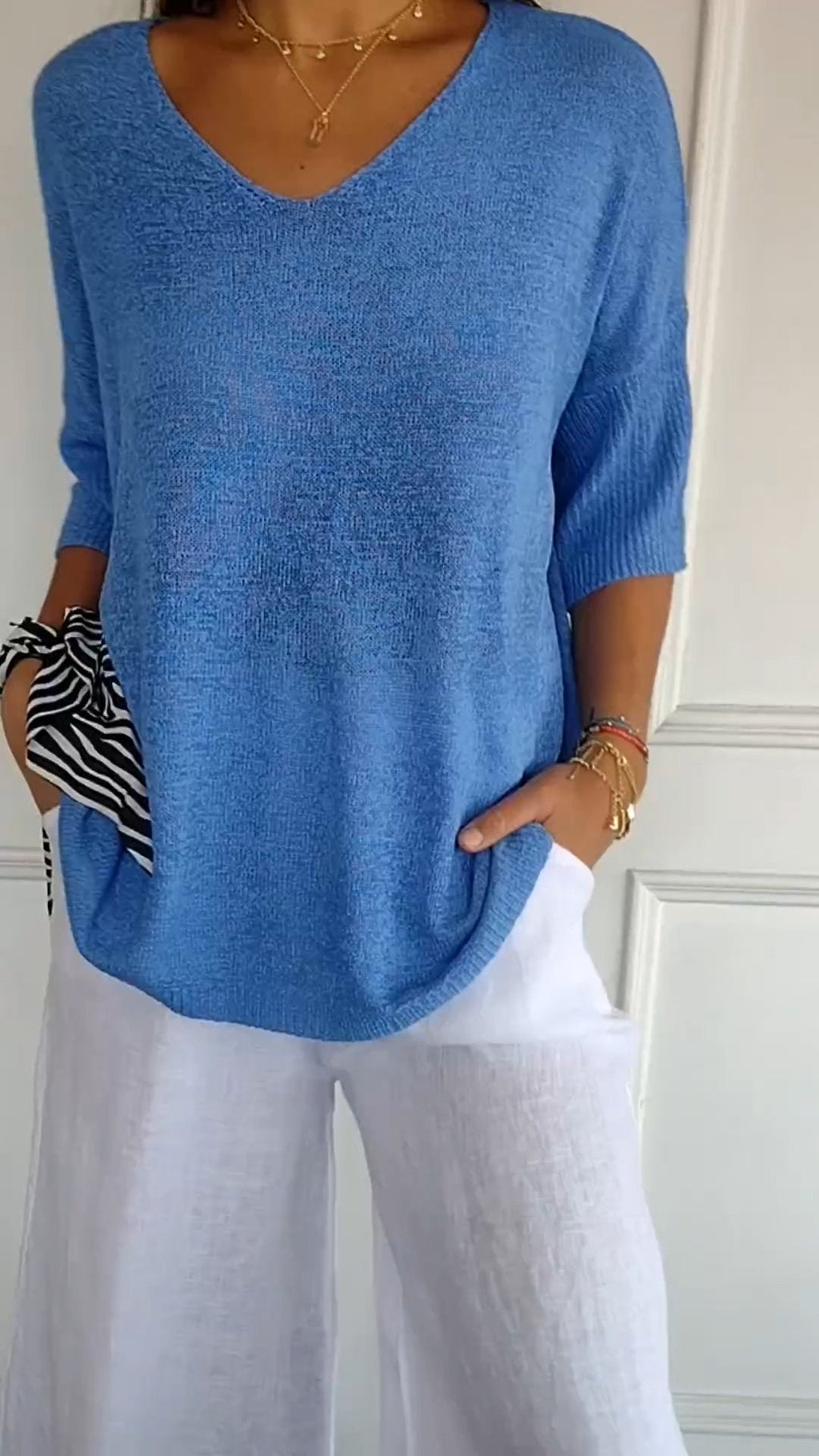 Women's V Neck Ribbed Sleeve Knit Top