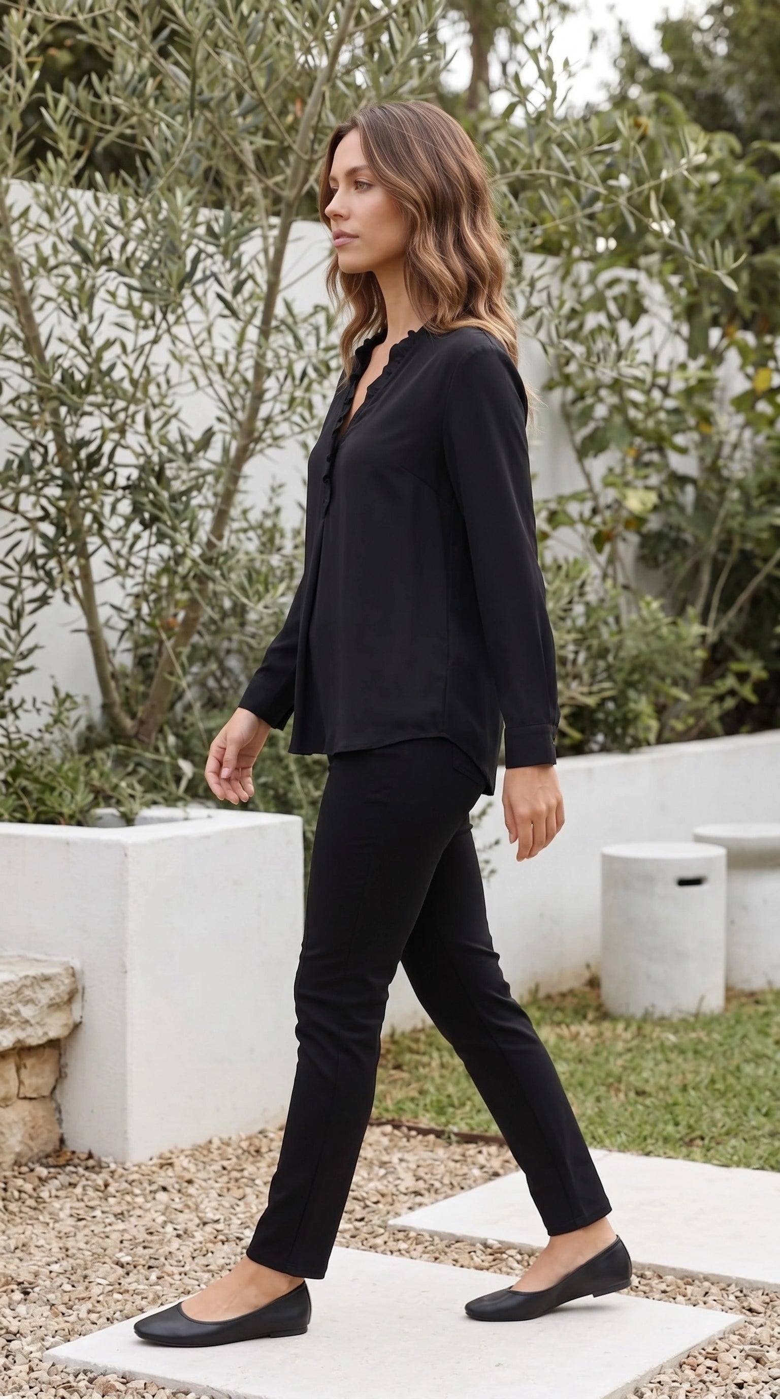 Women's V Neck Long Sleeve Ruffle Trim Button-Up Shirt