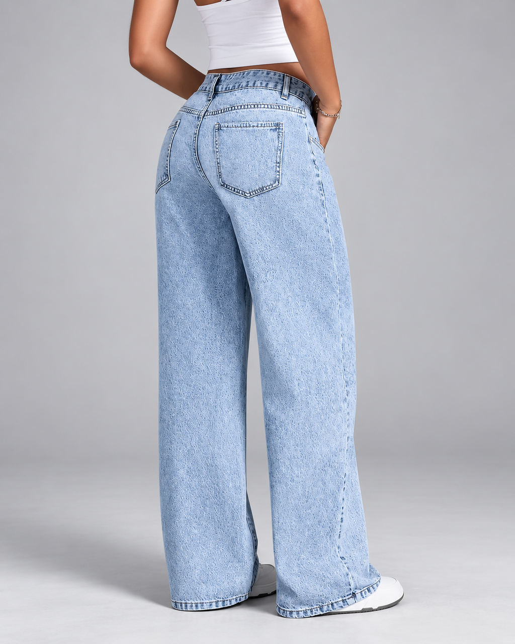 Women's High-Waisted Wide Leg Jeans with Light Wash