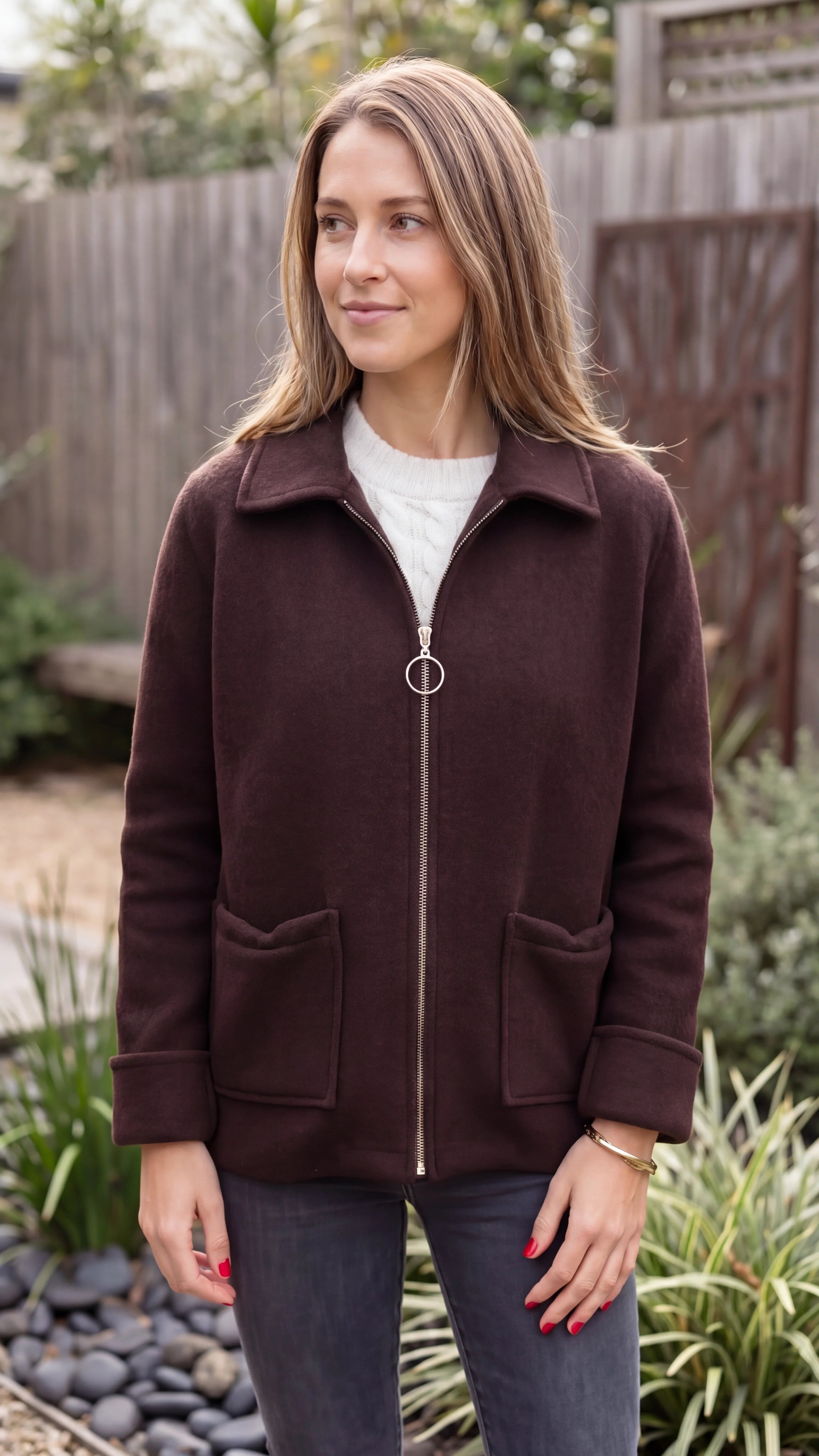 Women’s Zip Front Knitted Jacket With Pockets