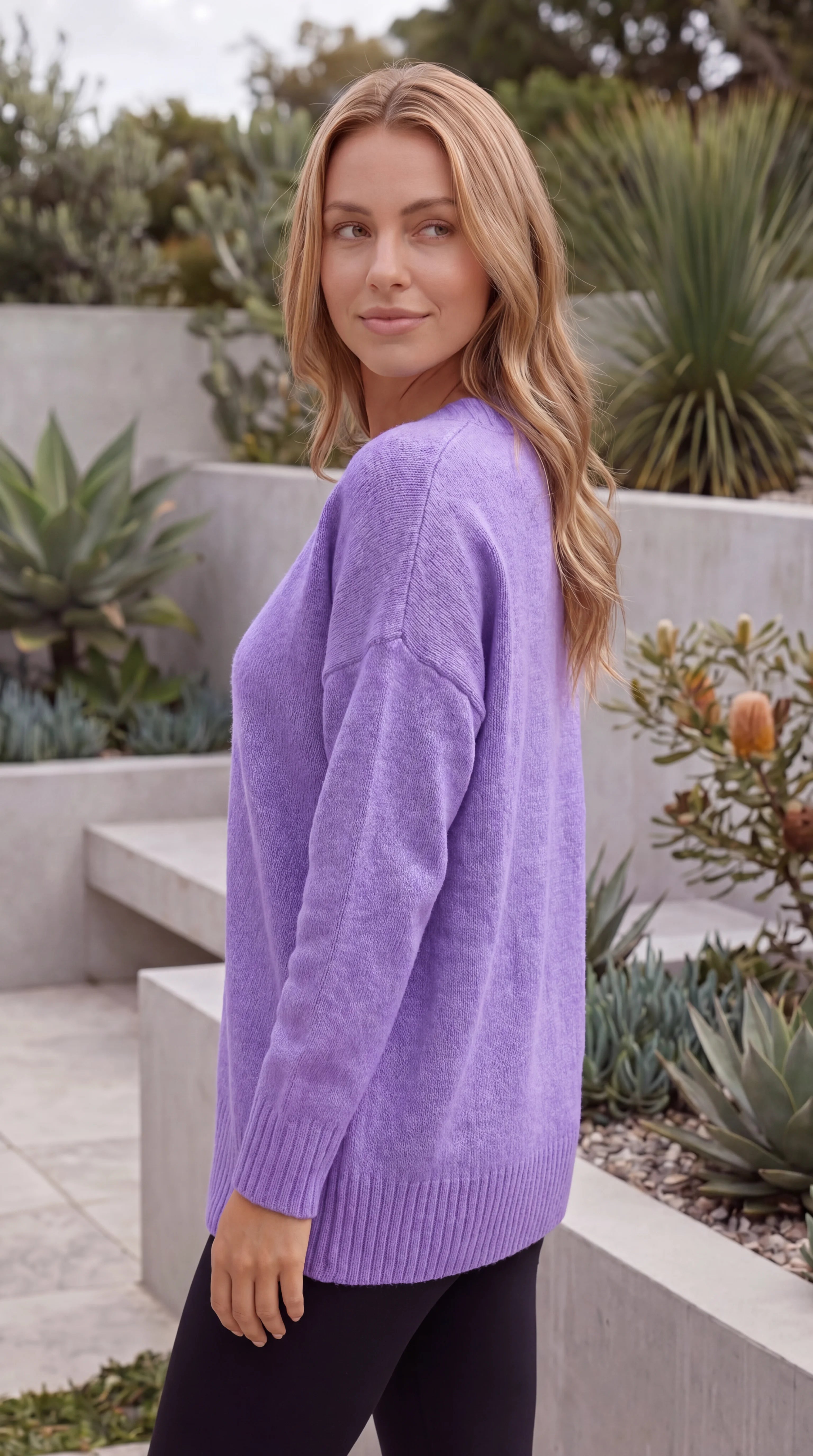 Women's V Neck Long Sleeve Relaxed Fit Knit Sweater