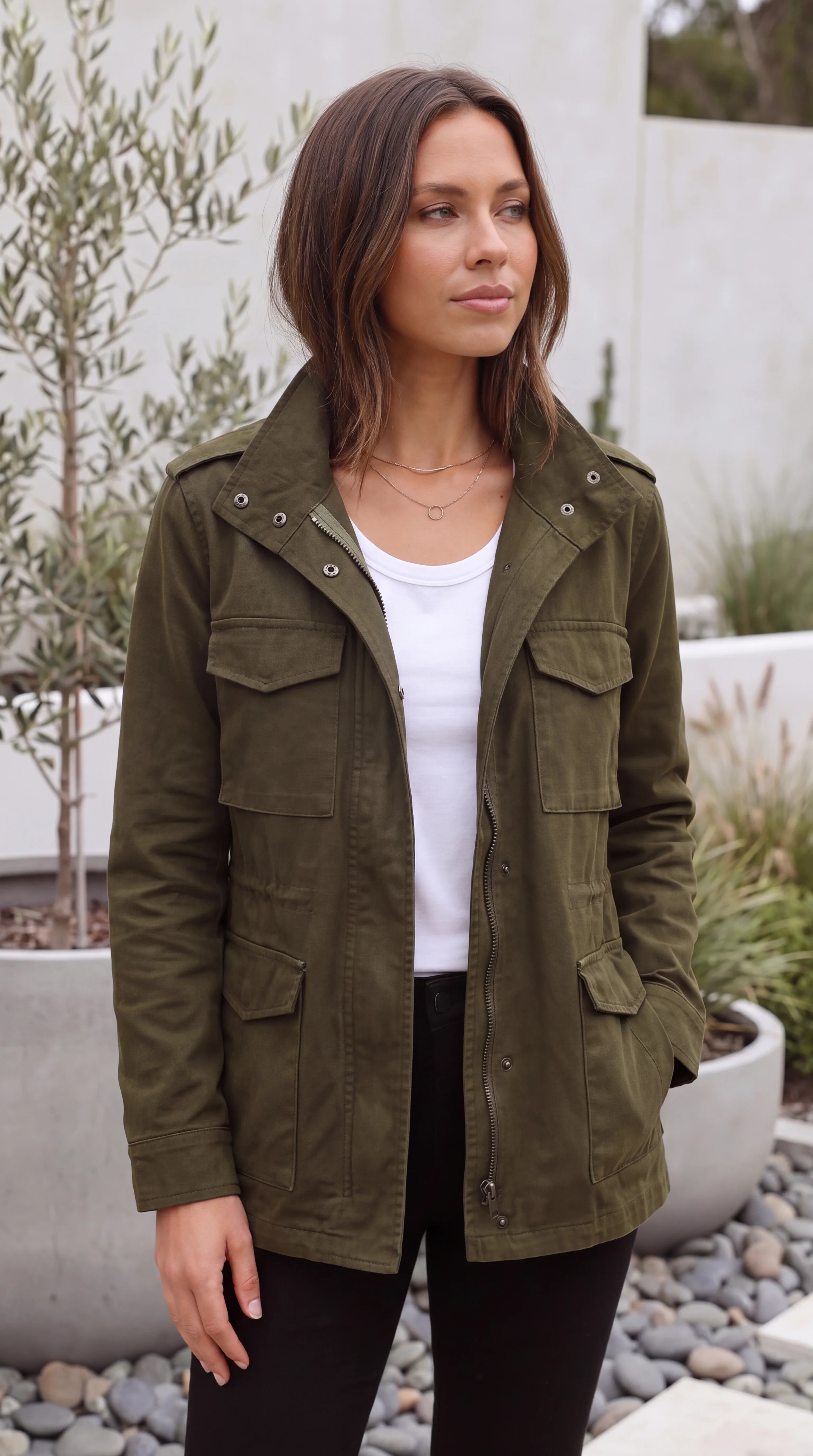 Women's Lightweight Zip Up Utility Cargo Jacket With Adjustable Waist