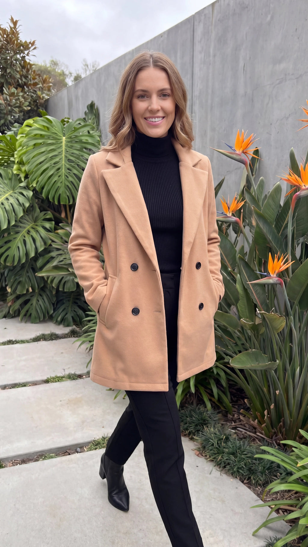 Women's Lapel Collar Double Breasted Coat With Pockets