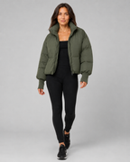 Women's Oversized Puffer Jacket with Stand Collar and Zip Front