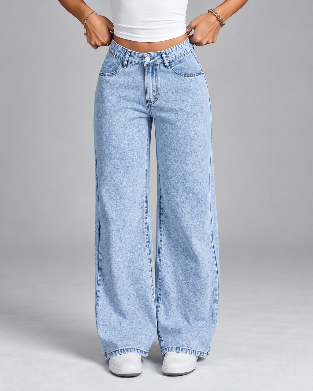 Women's High-Waisted Wide Leg Jeans with Light Wash
