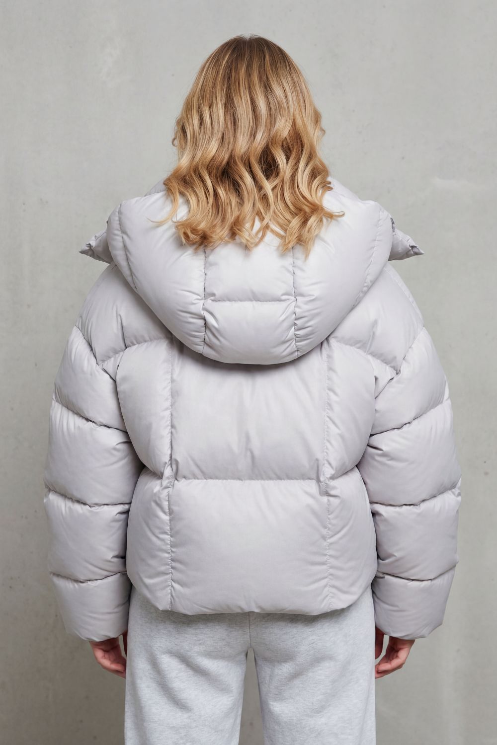 Women's Oversized Cropped Padded Puffer Jacket with Hood and Zip Front