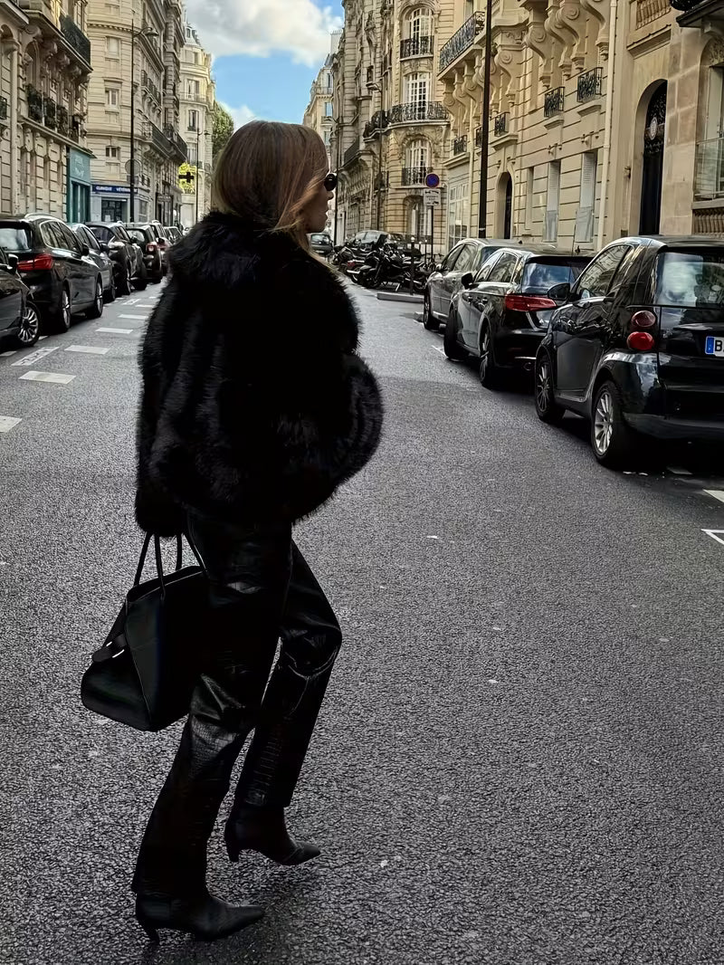 Women's Oversized Faux Fur Coat with Lapel Collar