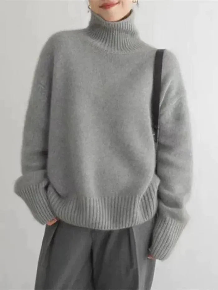 Women's Oversized Soft Knit Turtleneck Jumper