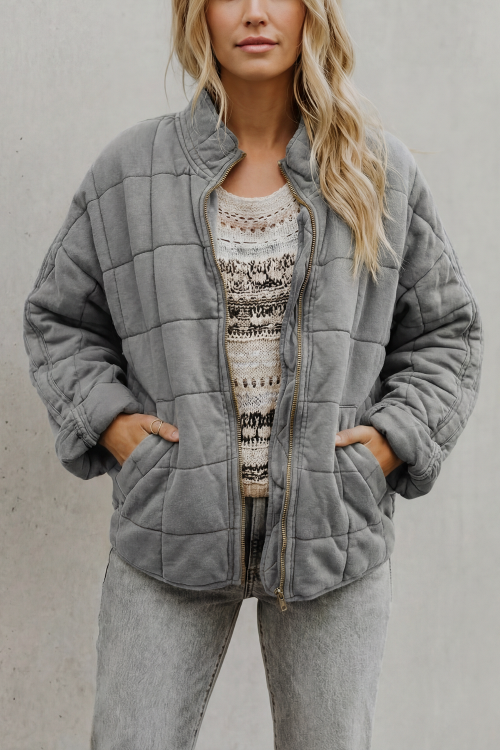 Women's Oversized Quilted Jacket with Stand Collar and Zip Front